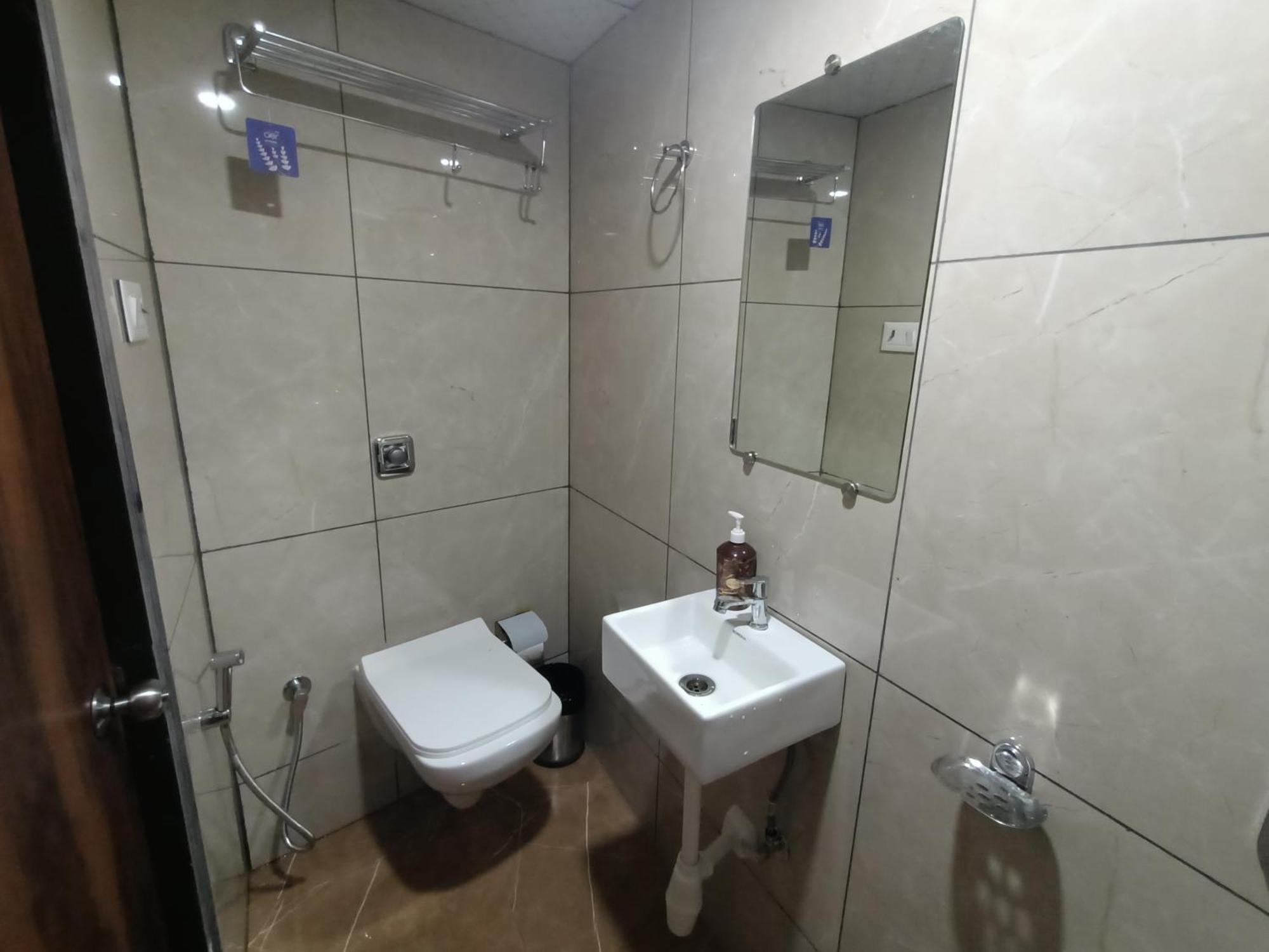 Hotel Lavender - In Andheri East