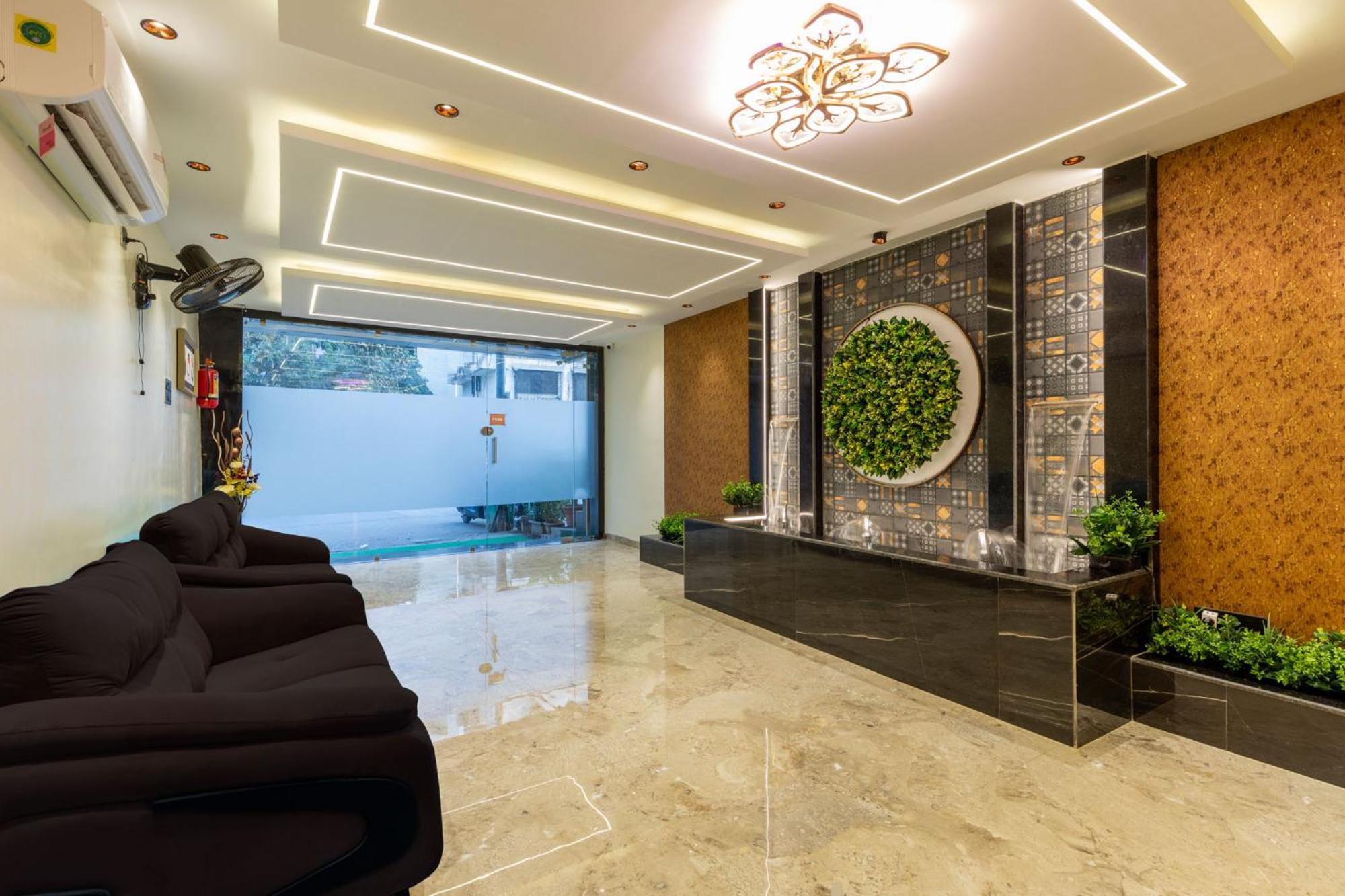 Zara International Hotel 3*