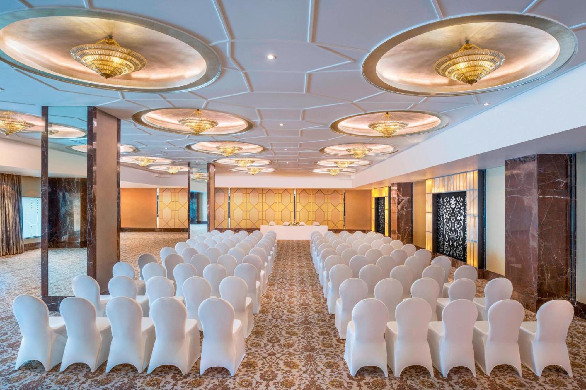 The St. Regis 5*