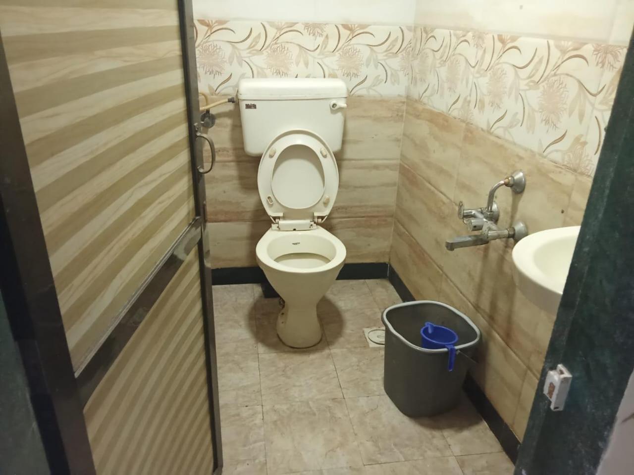 Residency Hotel 3*