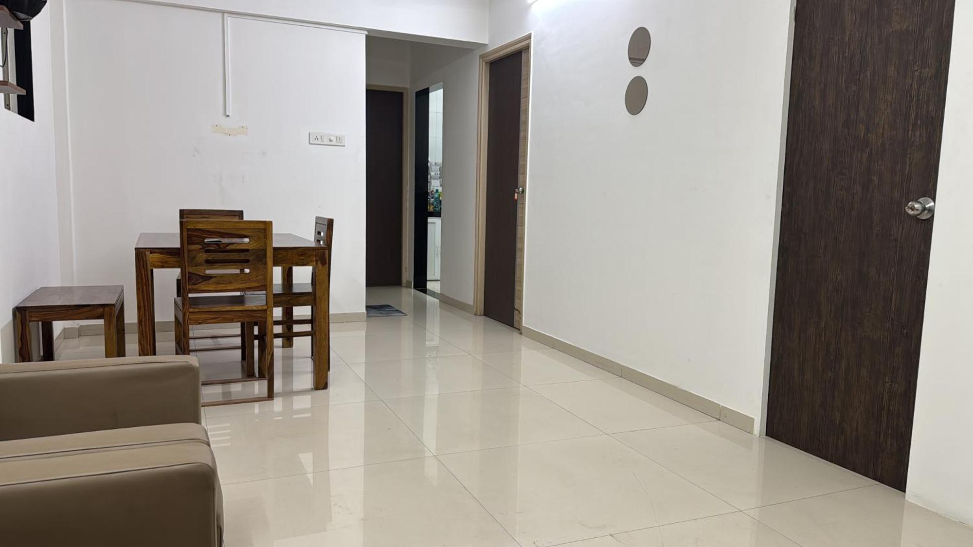 Luna Spaces- Near International Airport * Mumbai