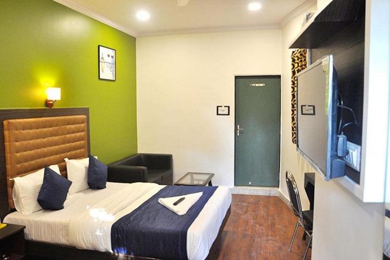 Akasa Near T2 International Airport Hotel