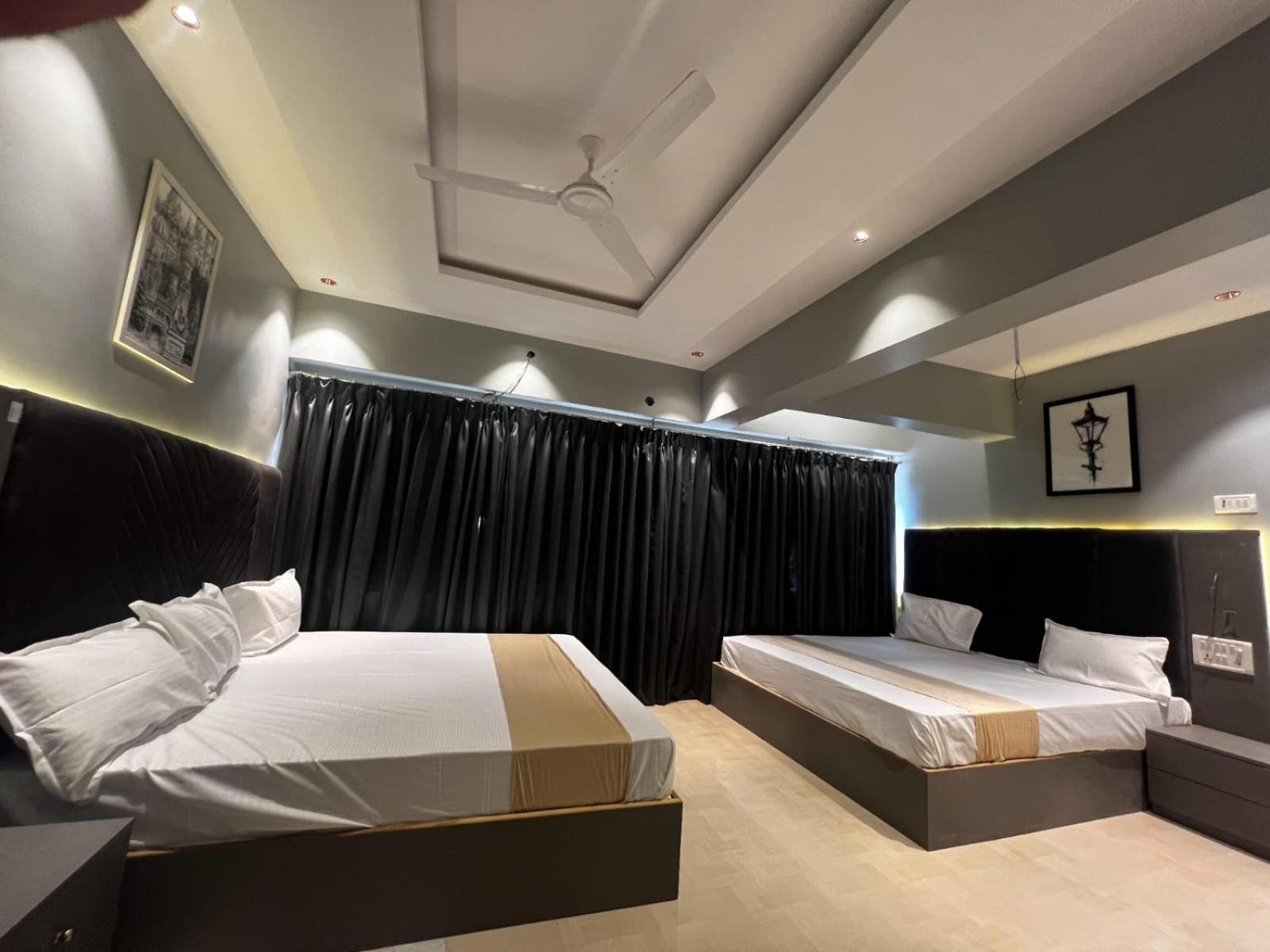 Hotel Dhanvantari Luxury Near Kokilaben Dhirubhai Ambani Hospital 3*