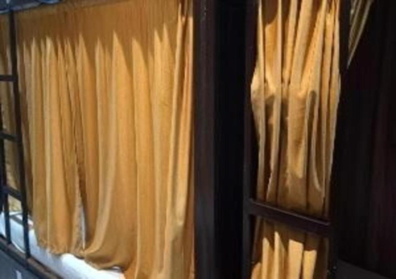 Hotel Golden View Near Masjid Bander Station 2*