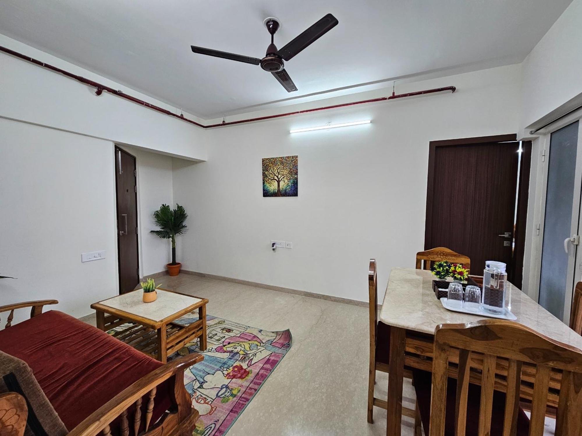 Pinaki Comfort Malad Apartment Mumbai