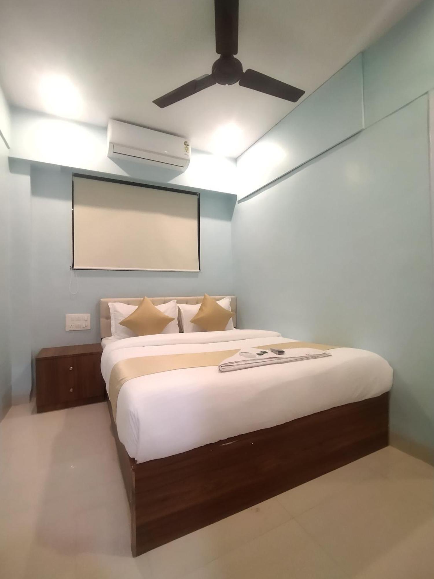 Hotel Everest And