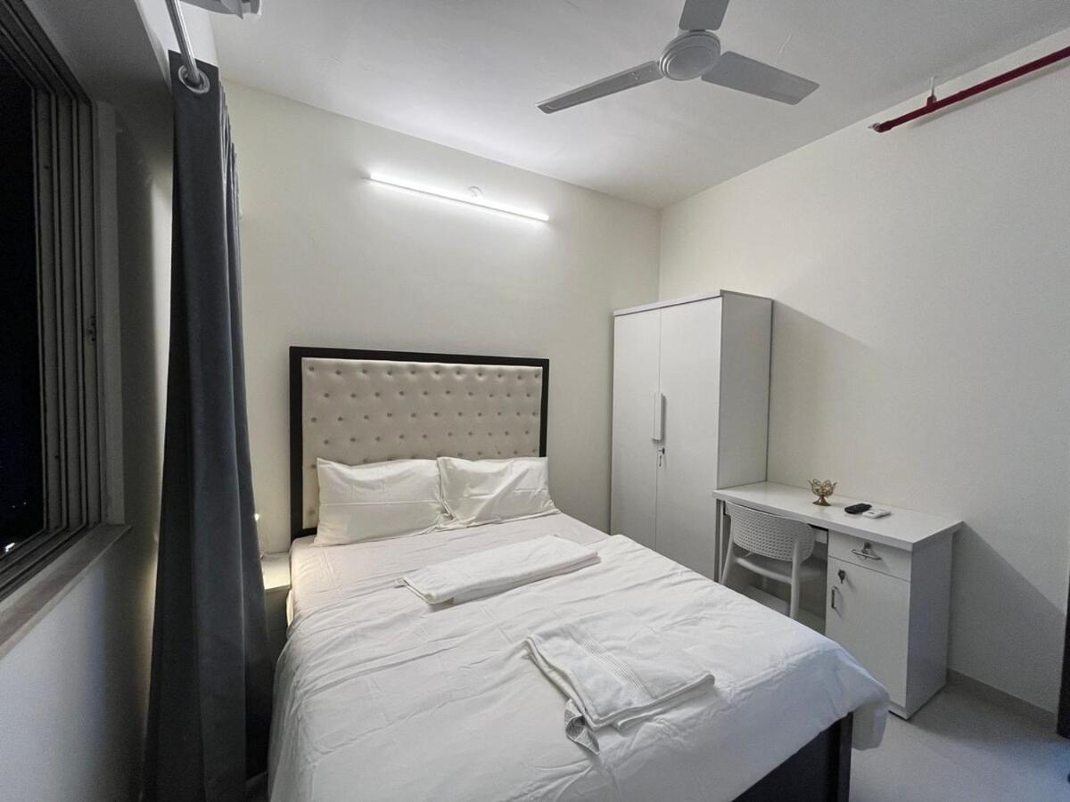 2bhk Living Near Nesco Malad East West Apartment Mumbai