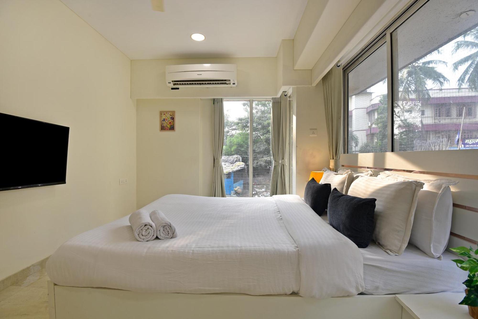 Hsquare Rizvi Utopia Apartment *