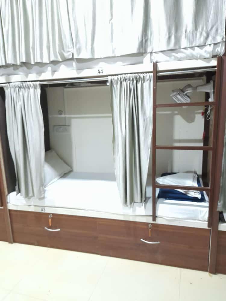 Hostel Afreen Ac Dormitory