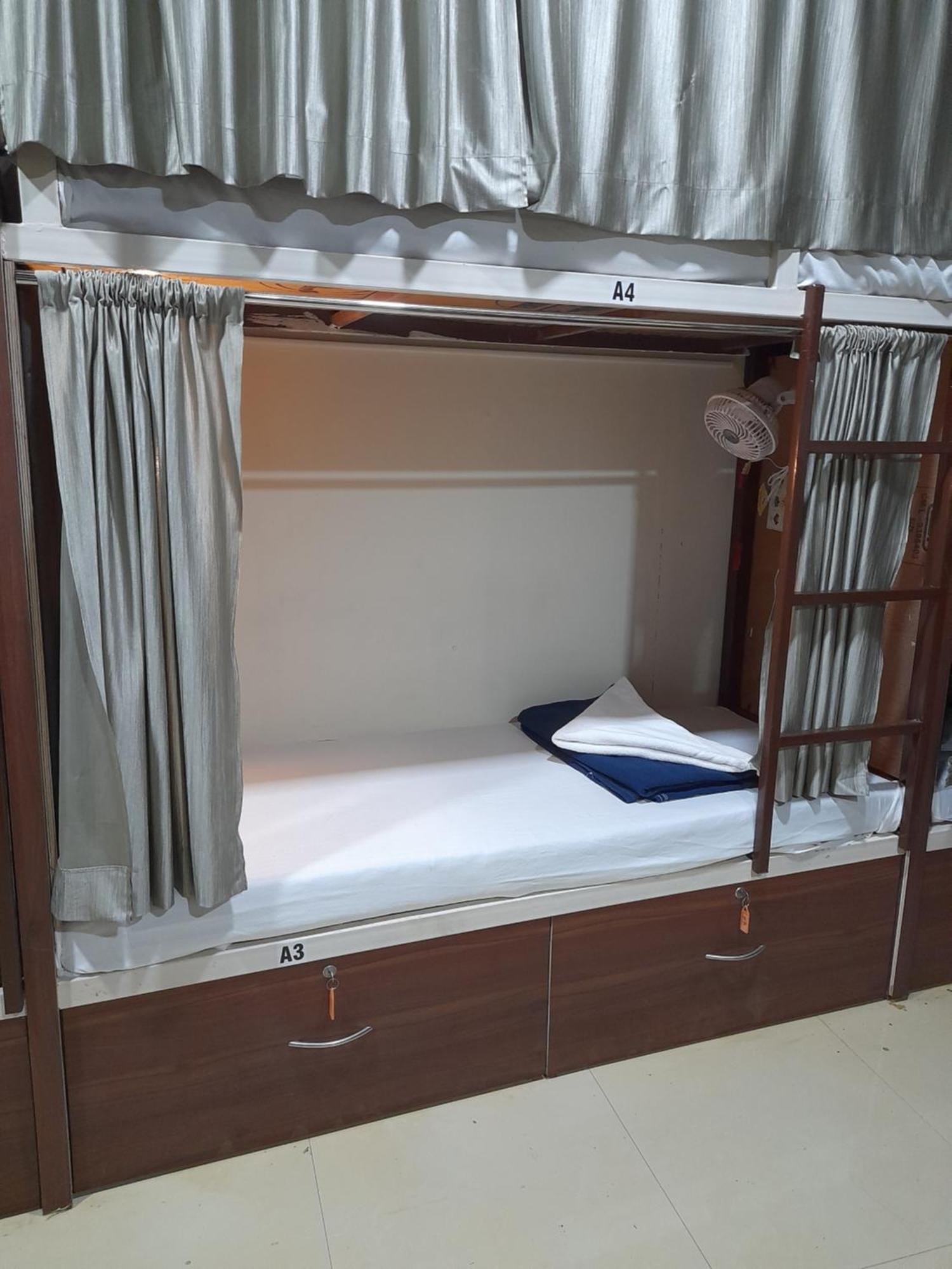 Afreen Ac Dormitory * Mumbai