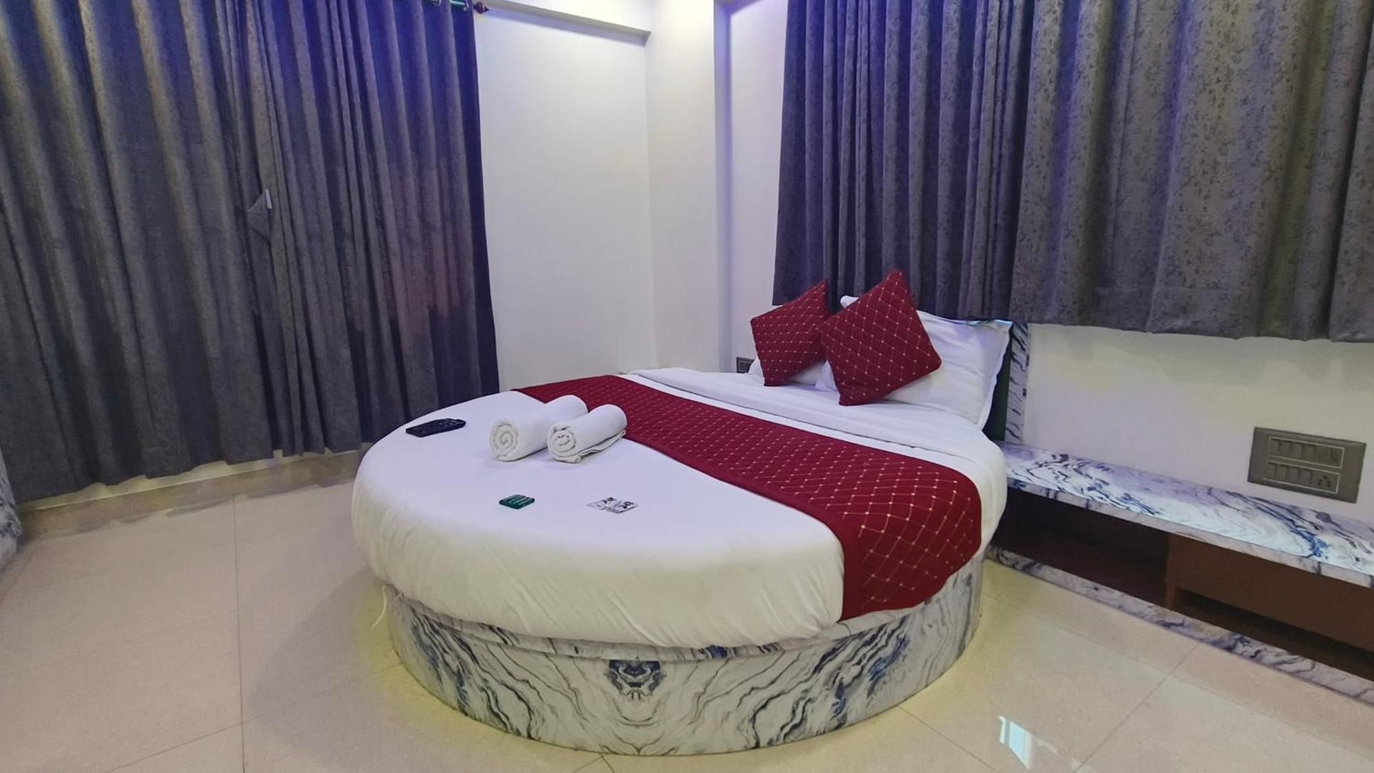 Smooth Checkin By Edition Blue - Mumbai Hotel 2*