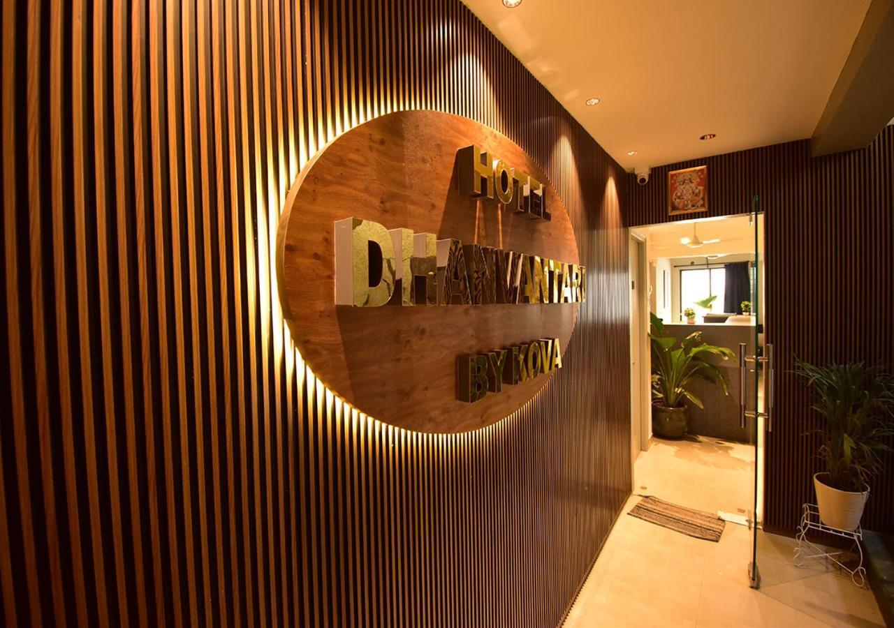 Dhanvantari Luxury Near Kokilaben Dhirubhai Ambani Hospital