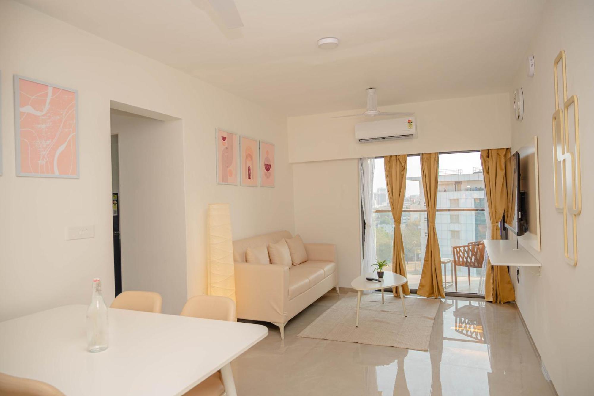 Z Bliss Suites, Bkc Hotel 4*