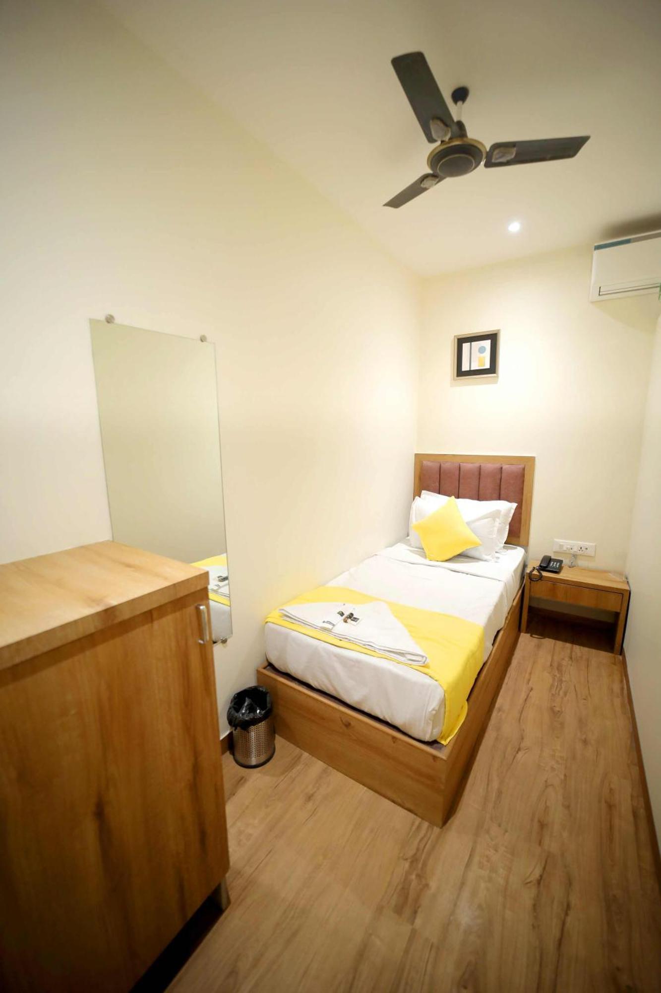 Hostel Cabinstay-airport Mumbai