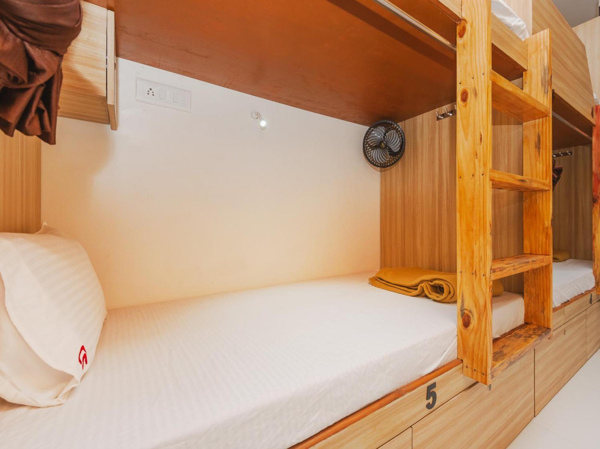 Sahara Stay-near Nesco Exhibition Centre *