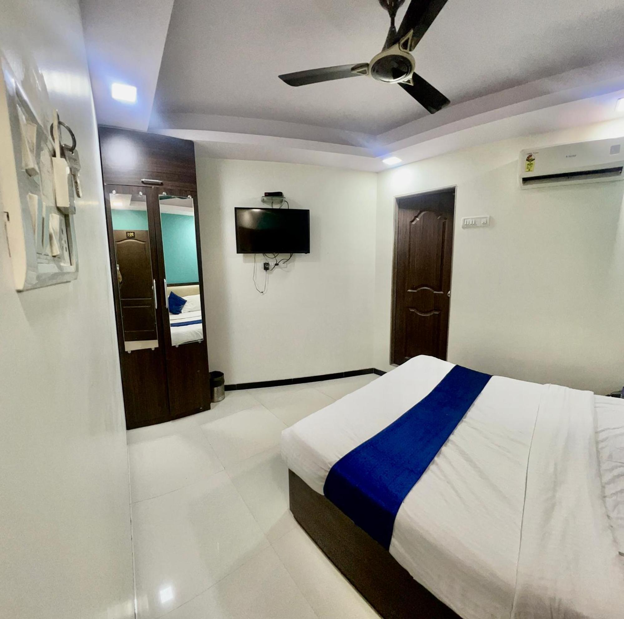 Hotel Zee Residency By San Hospitality