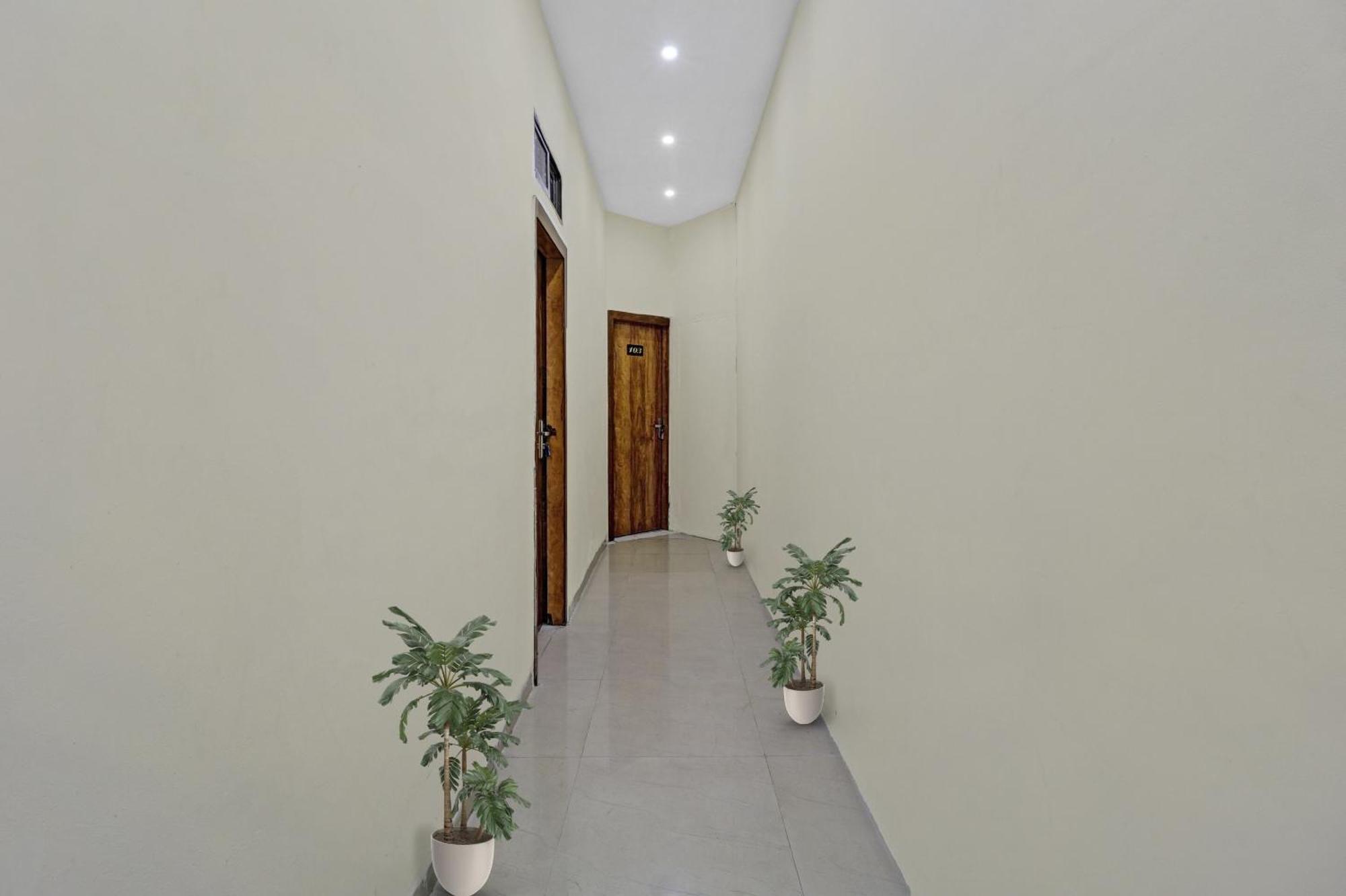 O The Near Chhatrapati Shivaji International Airport 4* Mumbai