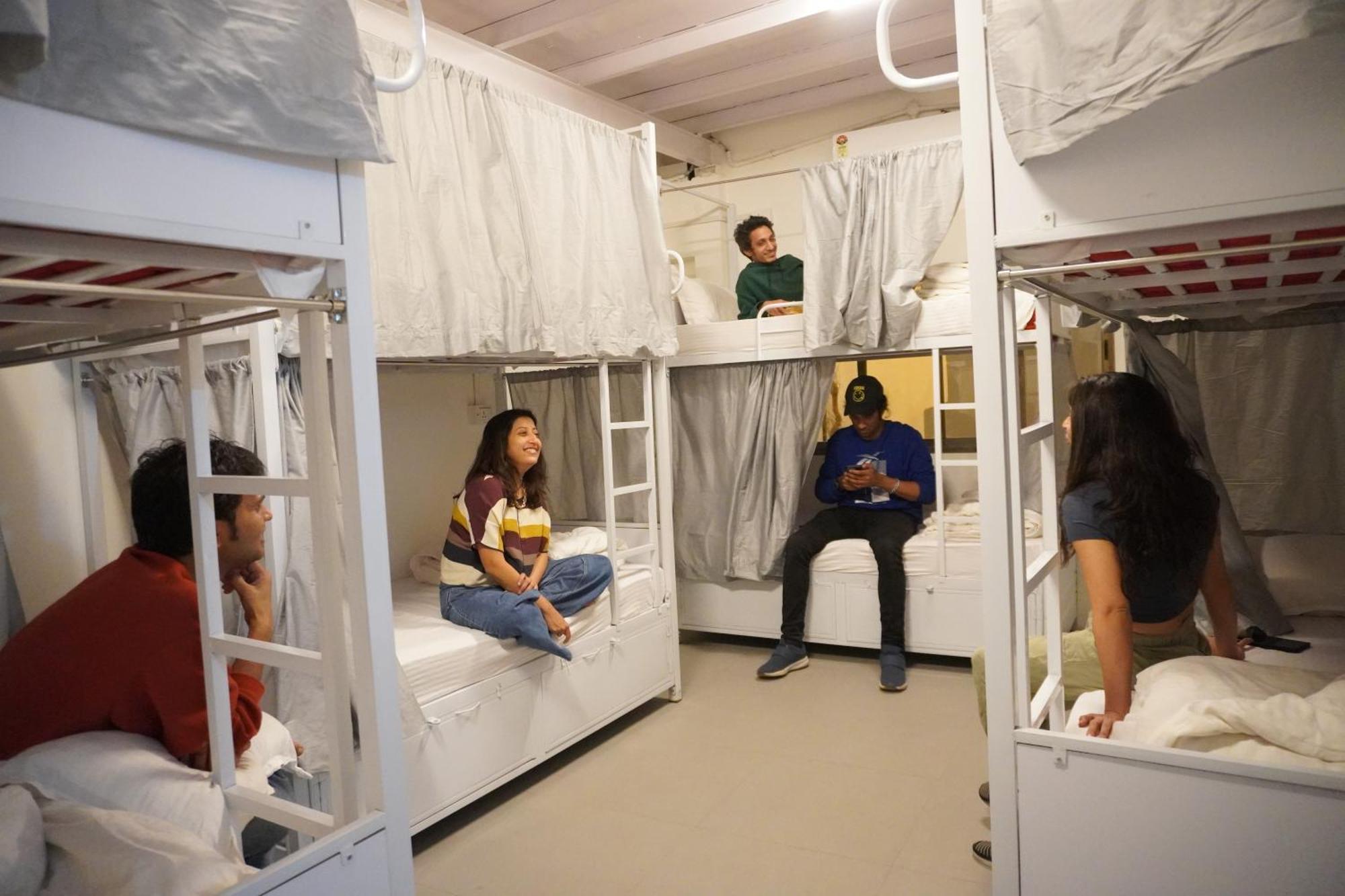 Hostel Hammock - Bandra