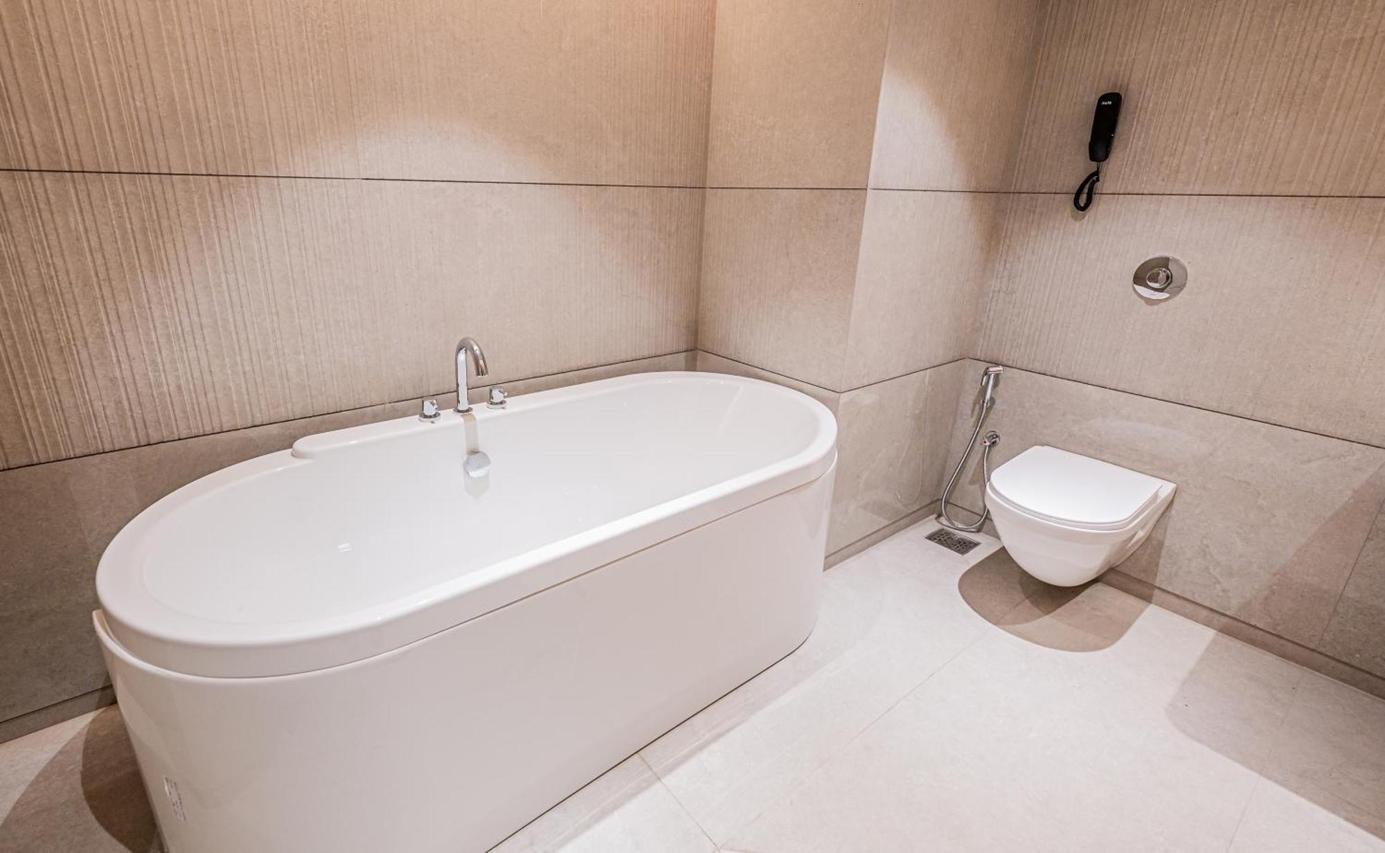 Indie International Airport Hotel 4*