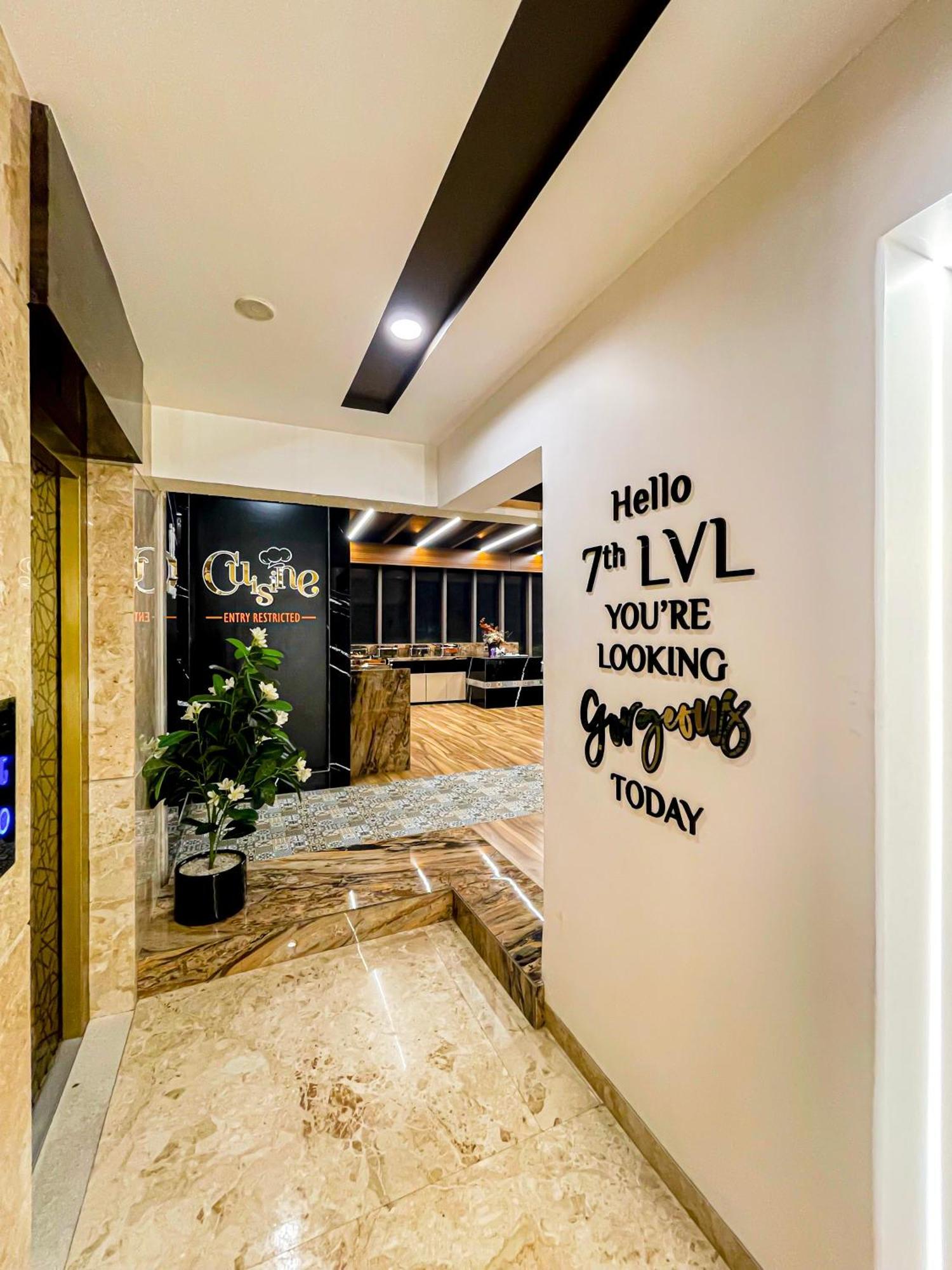 Auris & Banquets, International Airport Hotel 4*