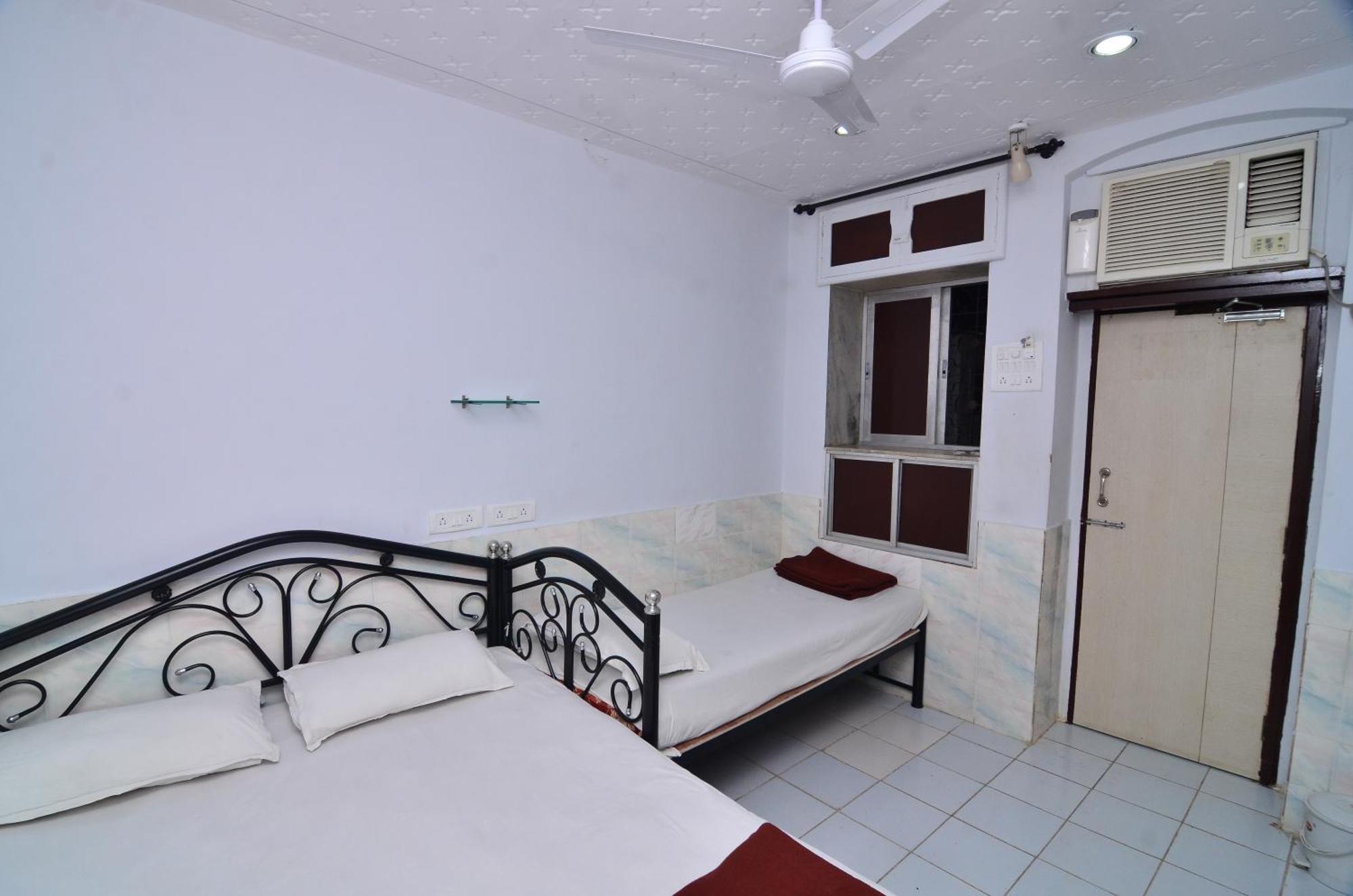 Shri Laxmi Hotel Mumbai