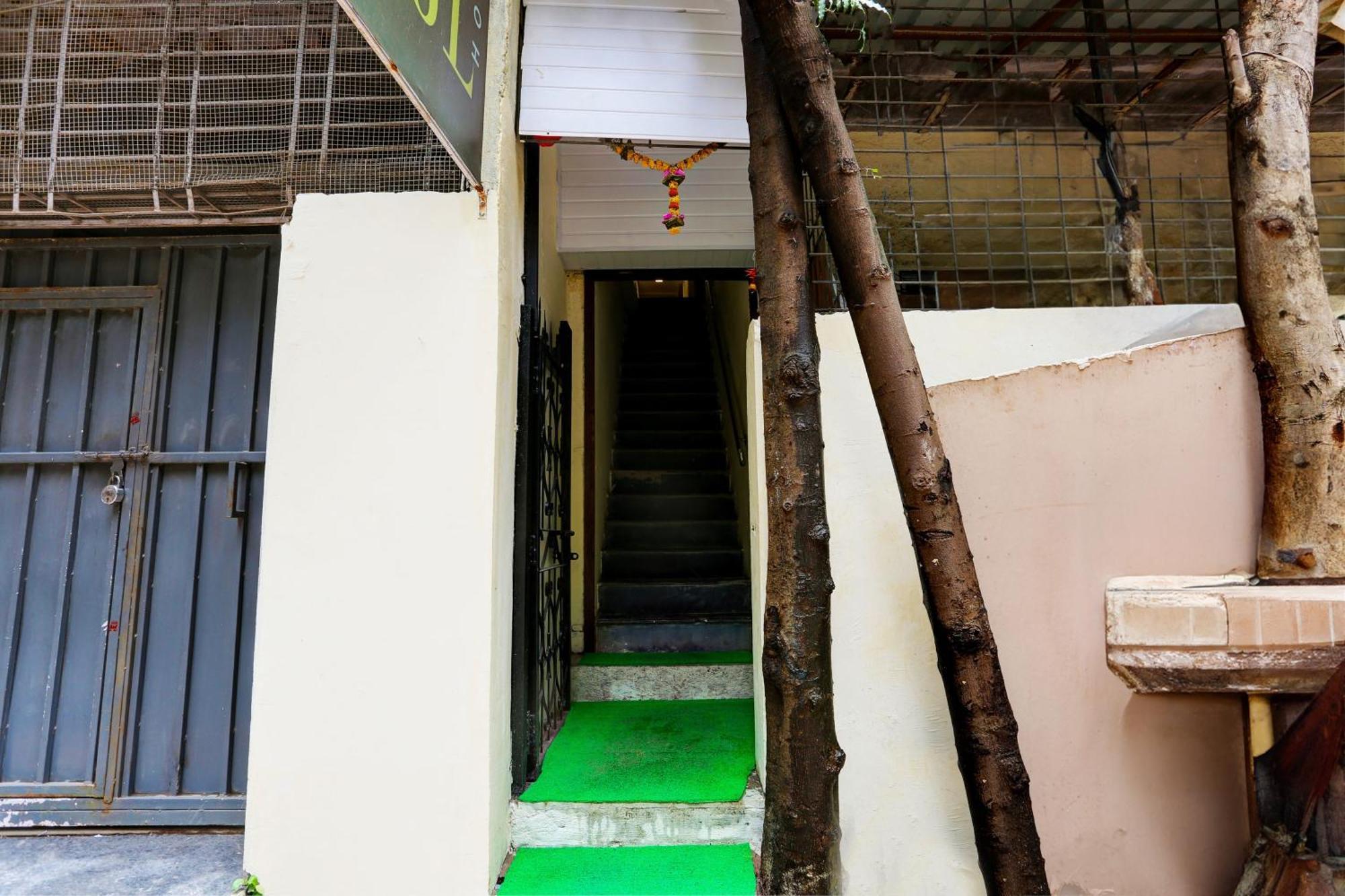 Collection O Goregaon West Formerly Prime Mumbai