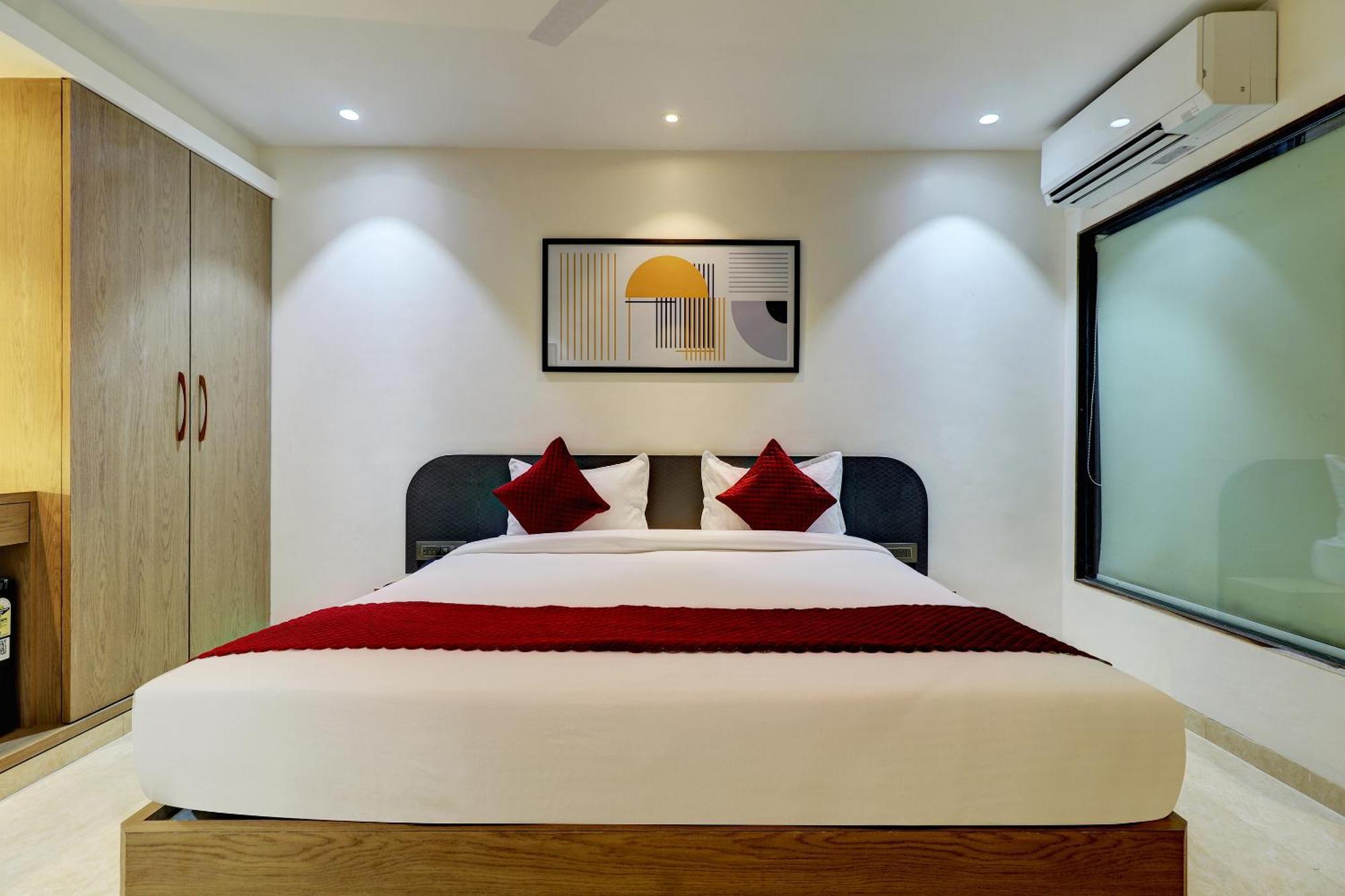 Hsquare Andheri West Hotel Mumbai