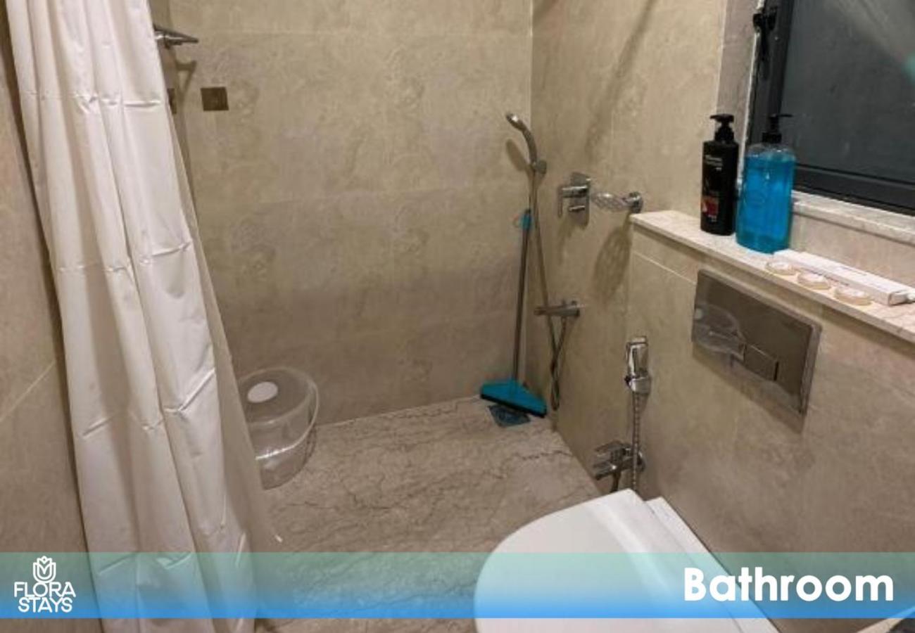 Apartment 1bhk Service In Bkc By Florastays