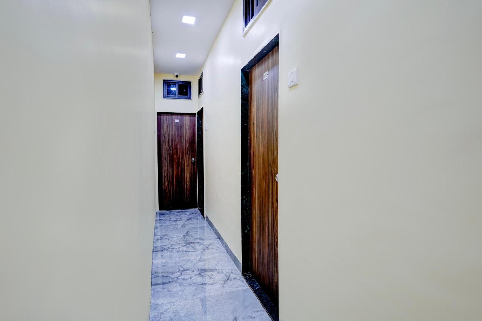 Aai Om Residency Hotel Mumbai