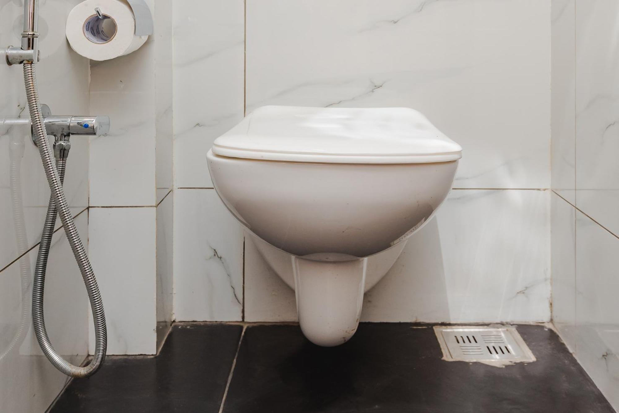 Airport Palace Hotel 3*