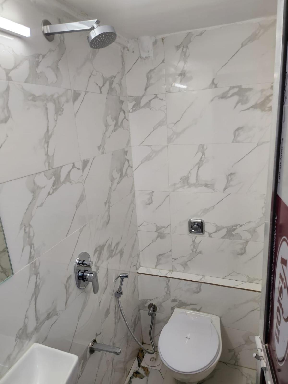 Capsule hotel Galaxy And *