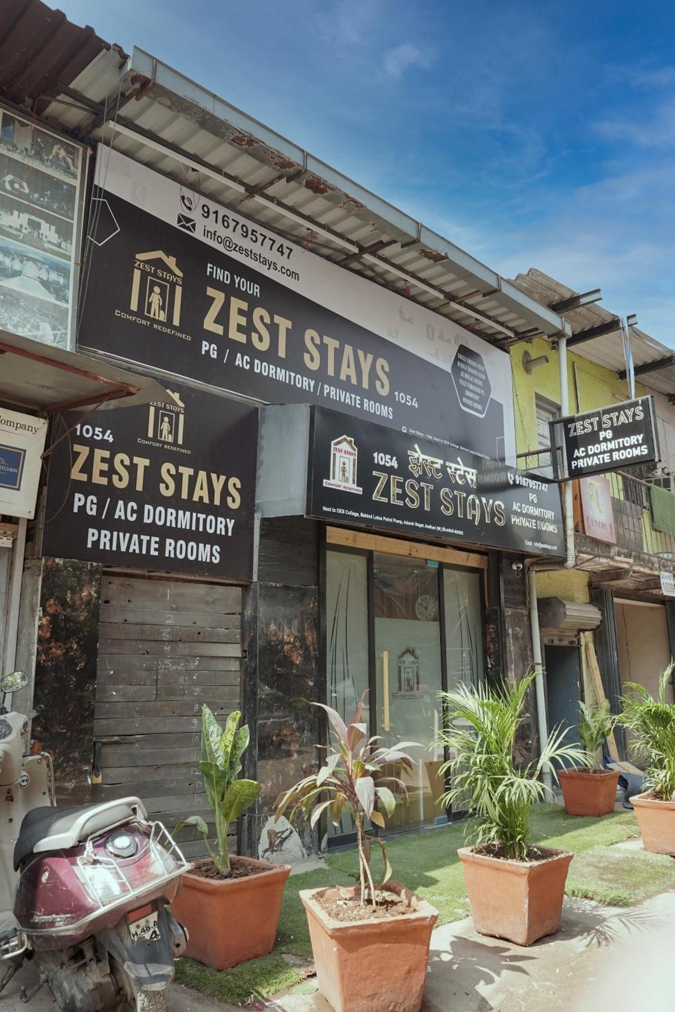 Hostel Zest 1054-andheri West Mumbai