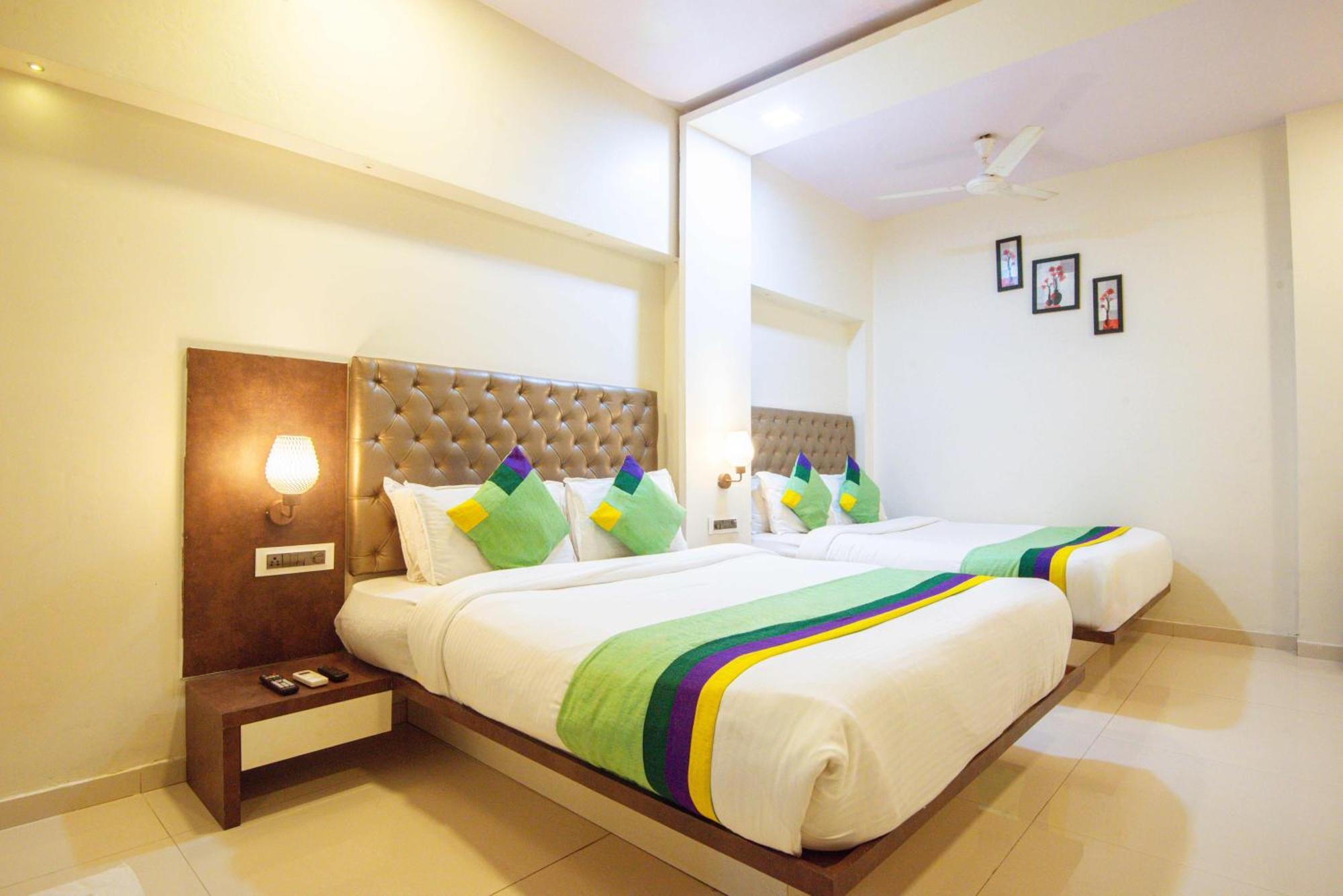 Treebo Blue Moon Powai 3*