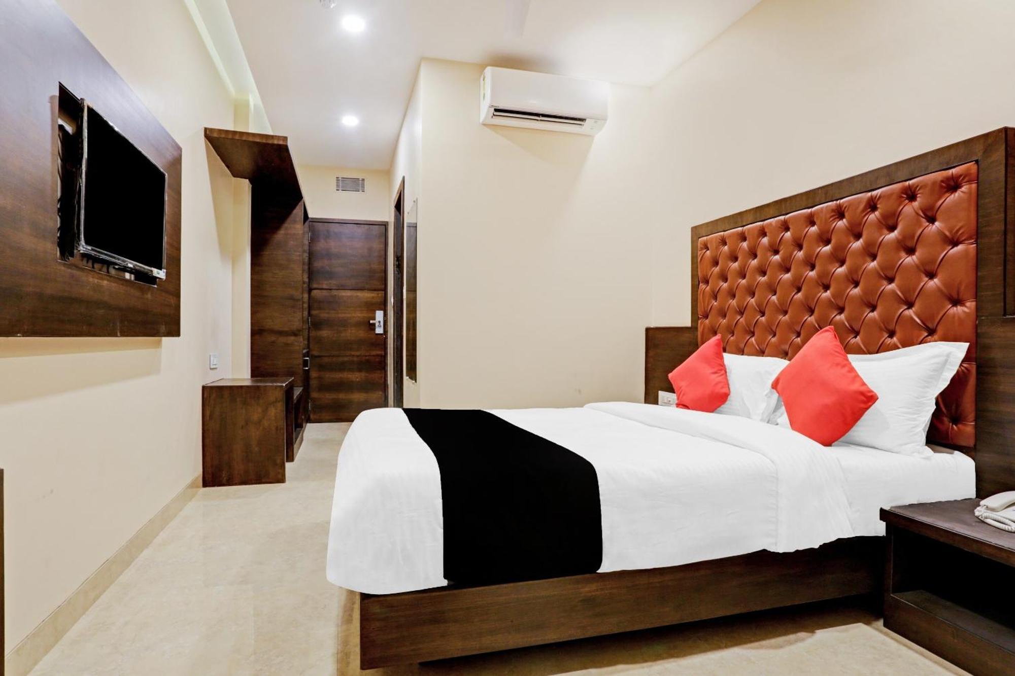 Capital O 80951 Vertigo 3* Mumbai