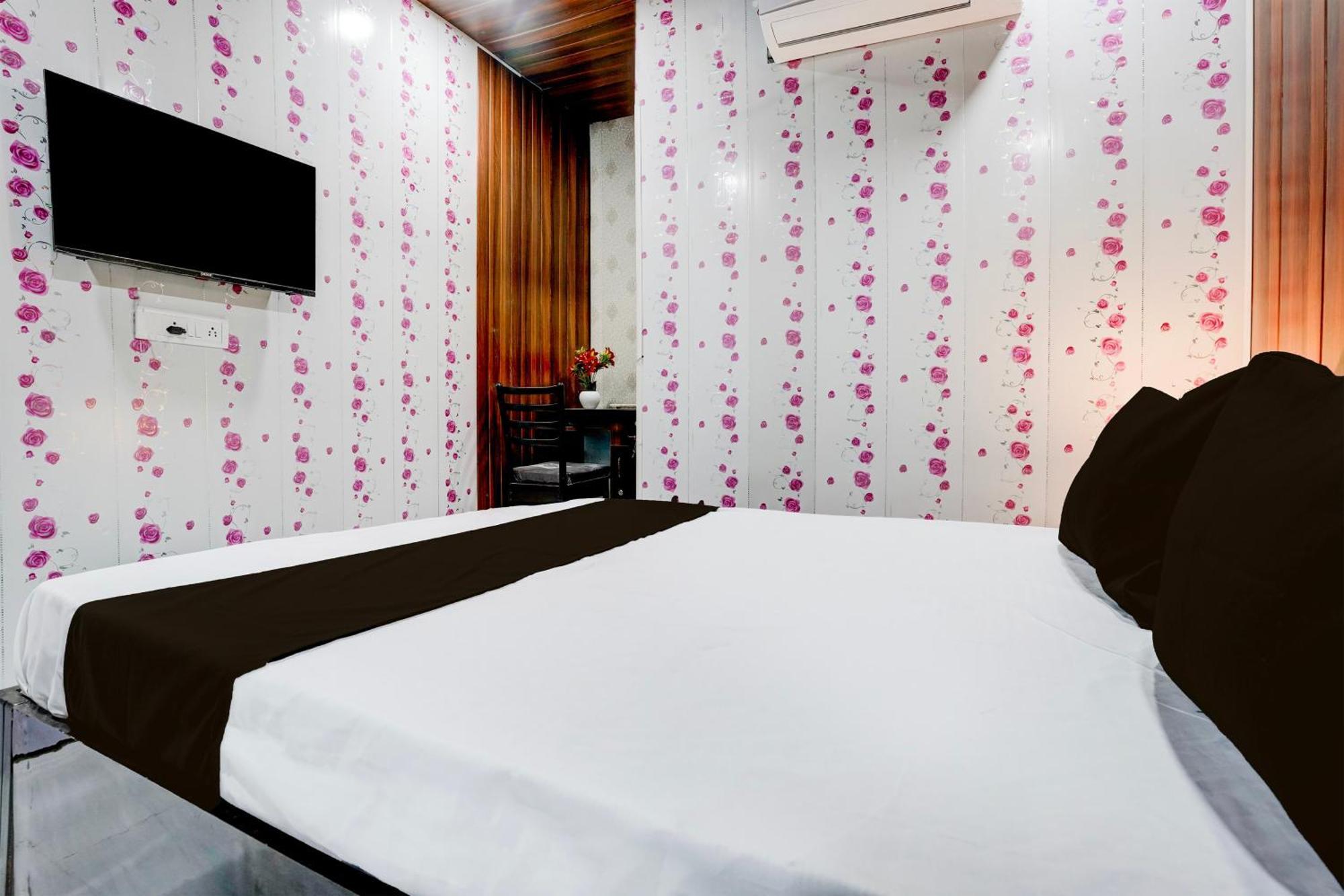O Amma Bhau Residency 4*