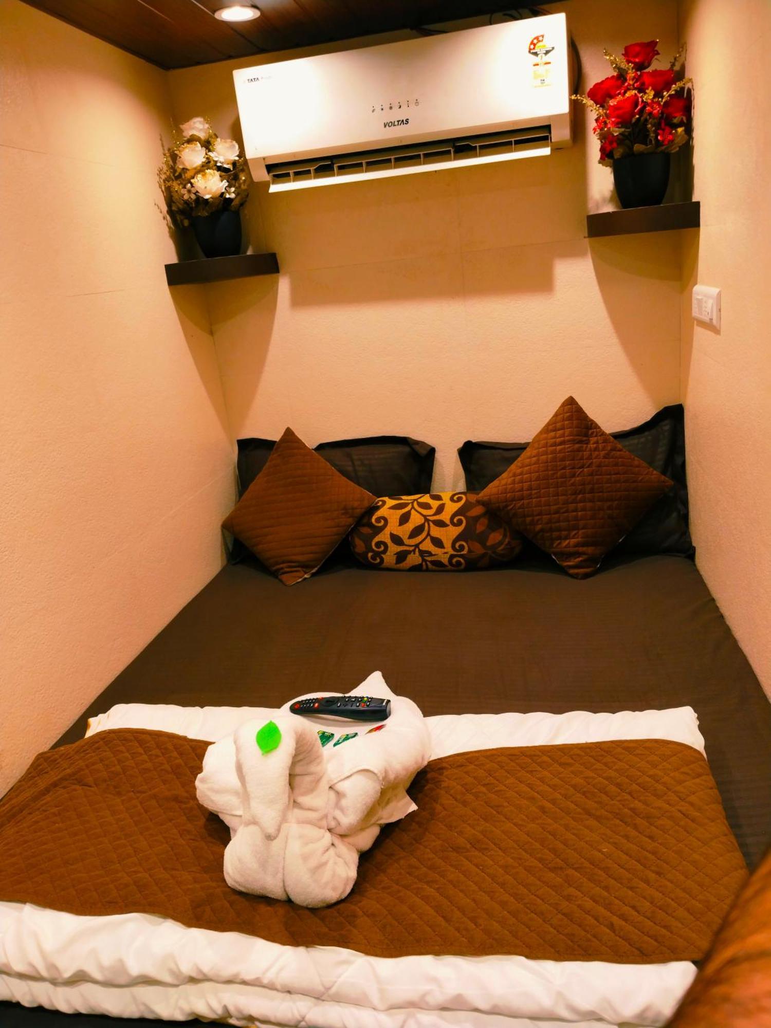 Hotel Nadim Tiger Residency