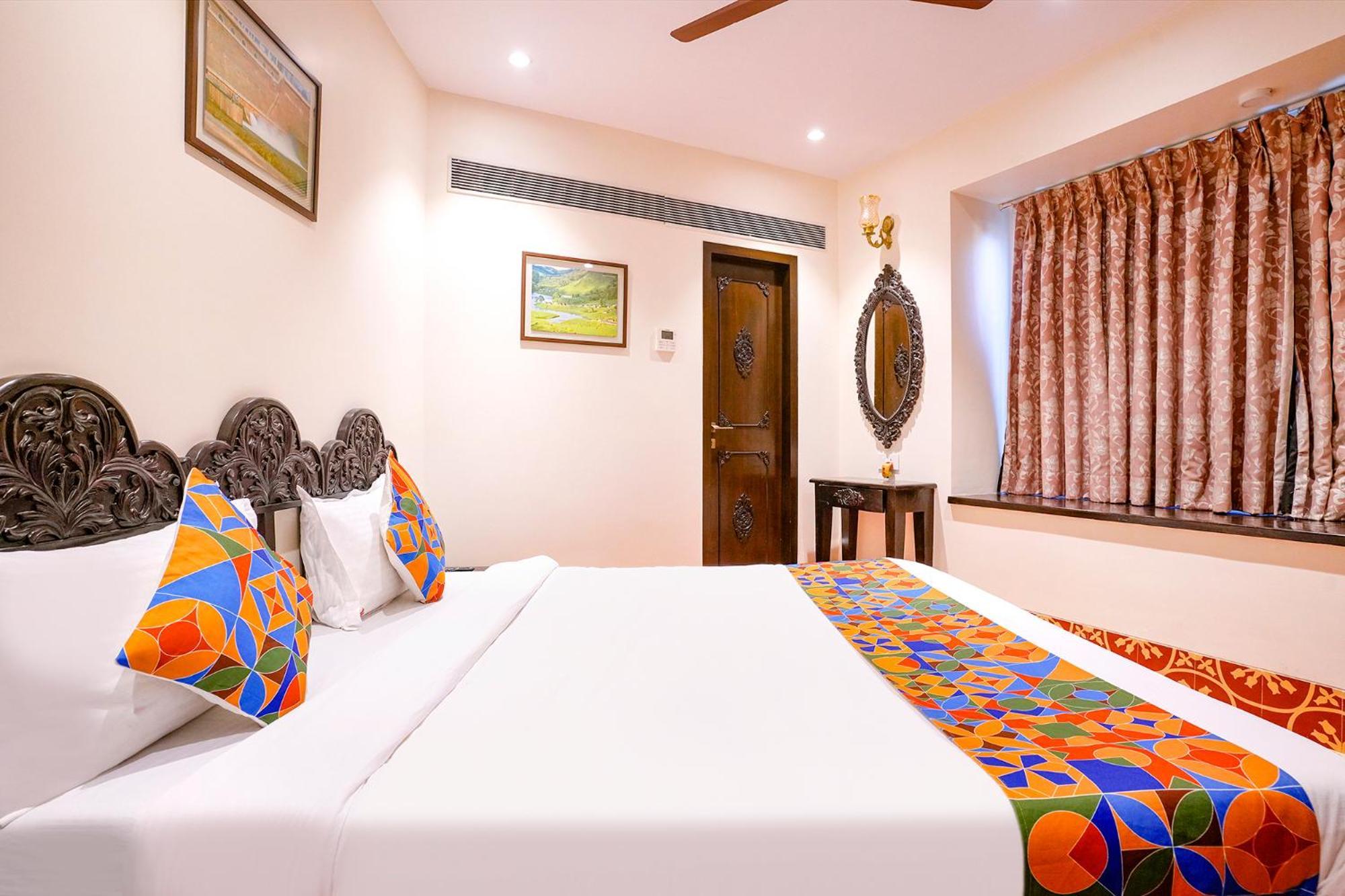 Fabhotel Mumbai Corporate Rooms Jb Nagar - Nr Mumbai International Airport * Mumbai