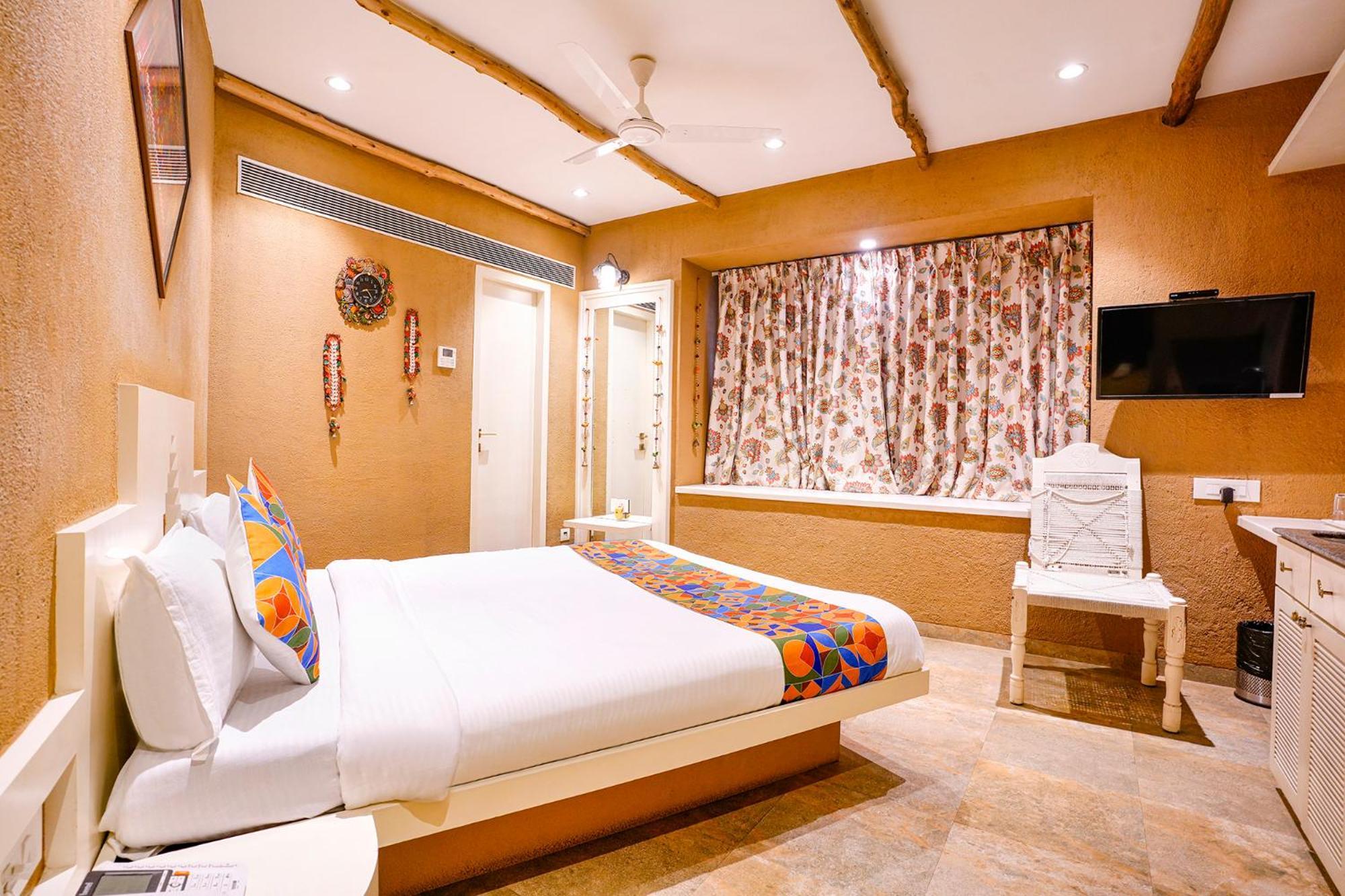 Fabhotel Mumbai Corporate Rooms Jb Nagar - Nr Mumbai International Airport * Mumbai