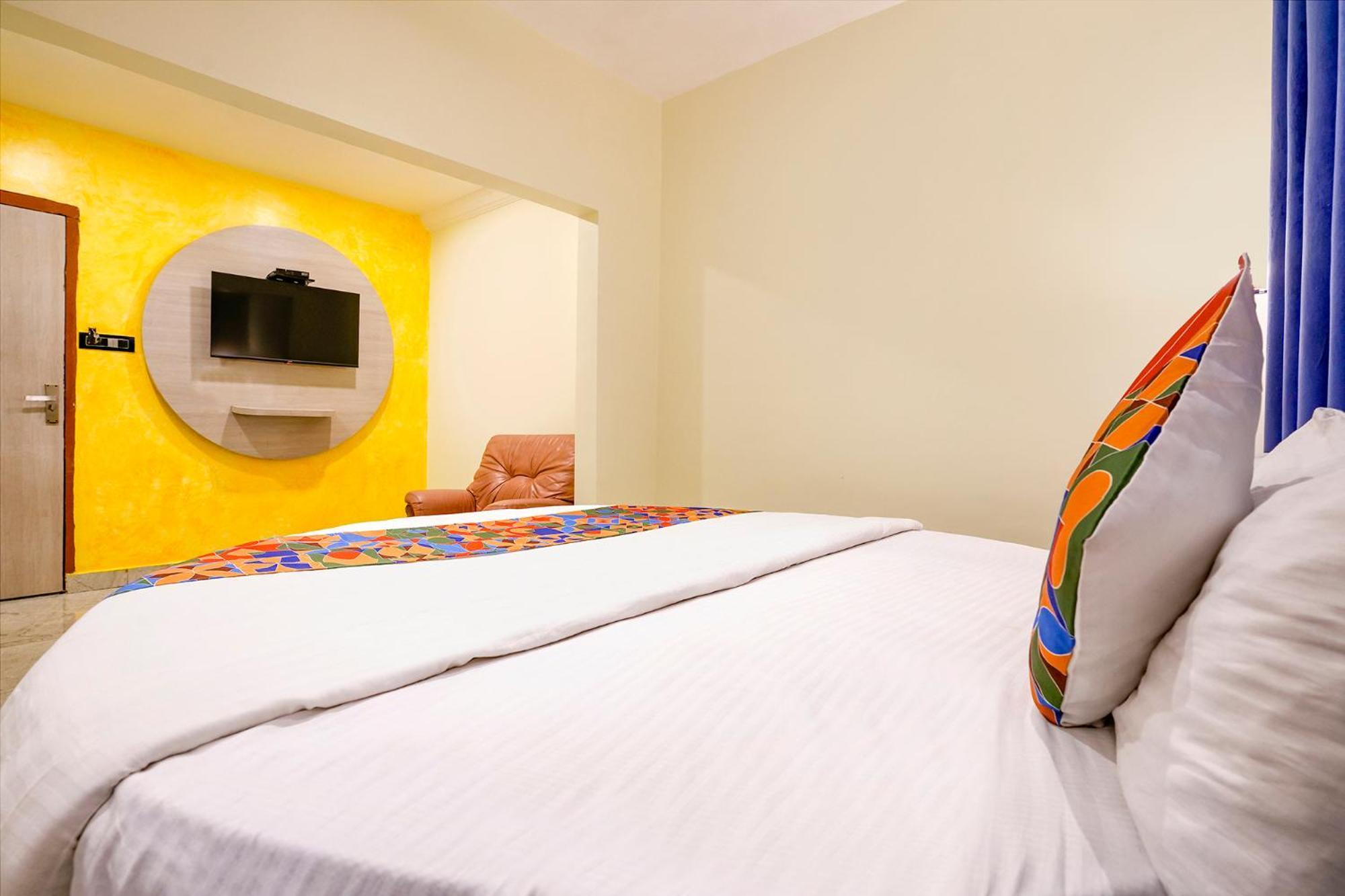 Fabhotel Priceless Nr Kokilaben Hospital Hotel Mumbai