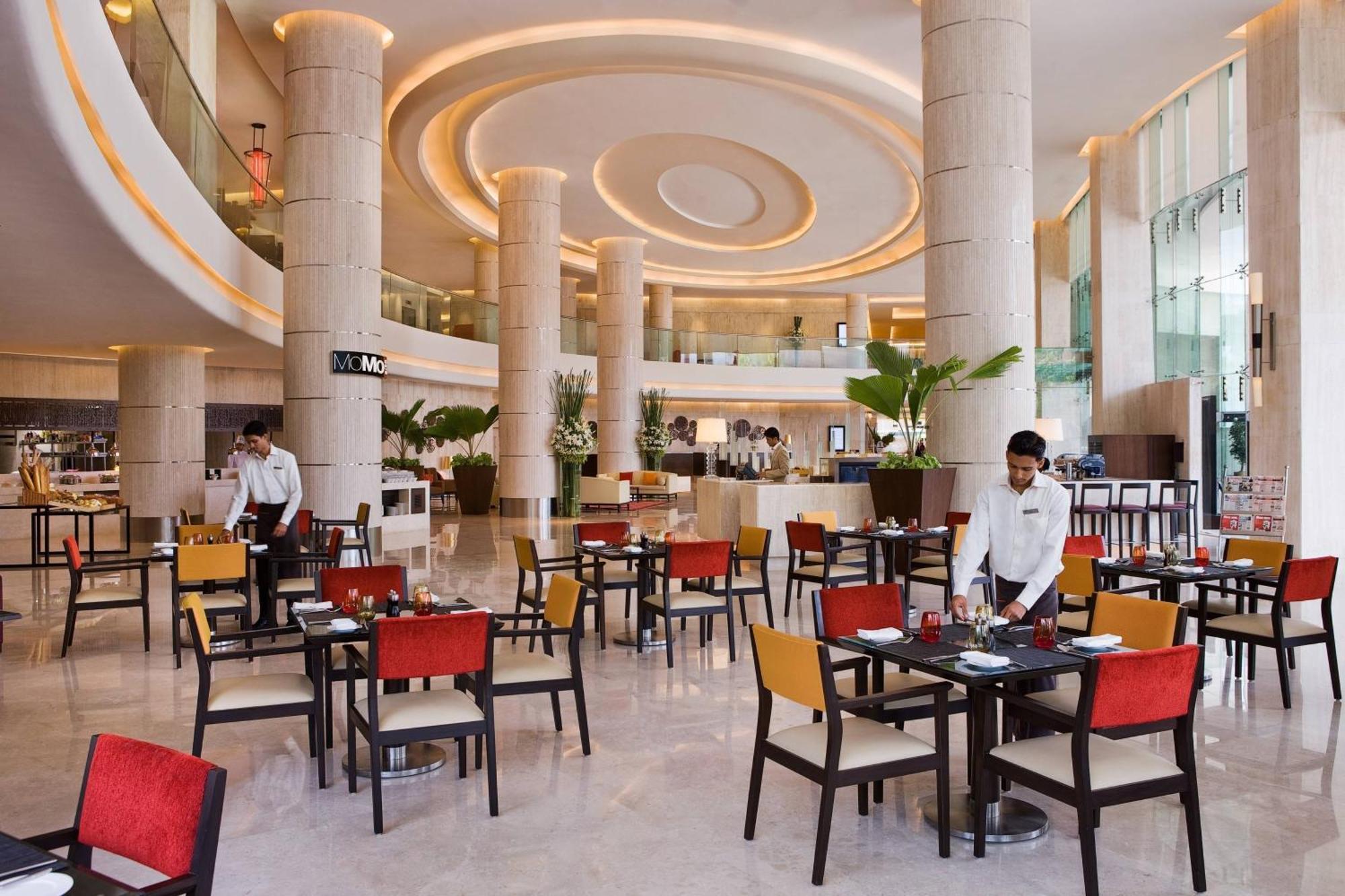 Courtyard By Marriott International Airport 5* Mumbai