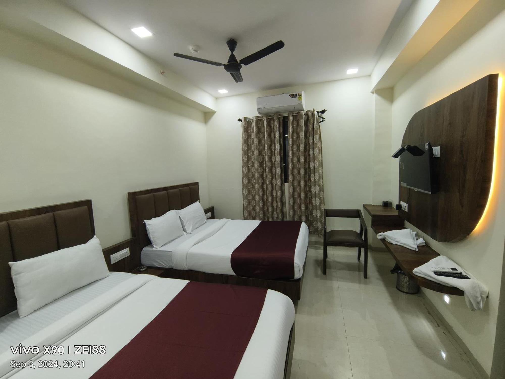 Hotel V-g Park Masjid Bandar West *