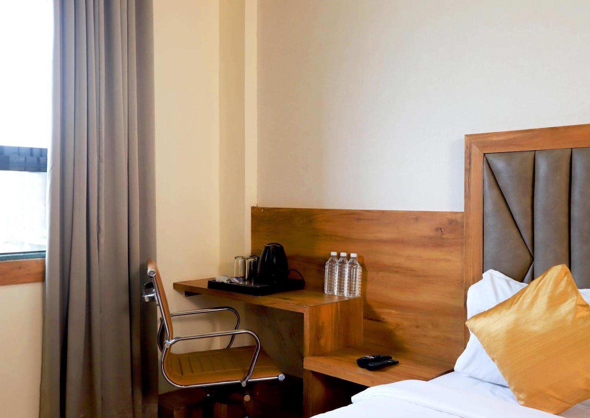 Hotel Bkc Minerva, Near Us Consulate Mumbai