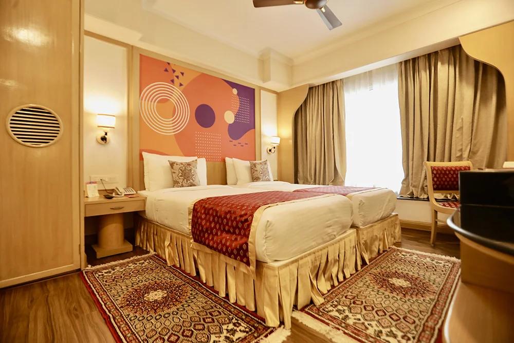 Hotel Ira By Orchid T-2 International Airport