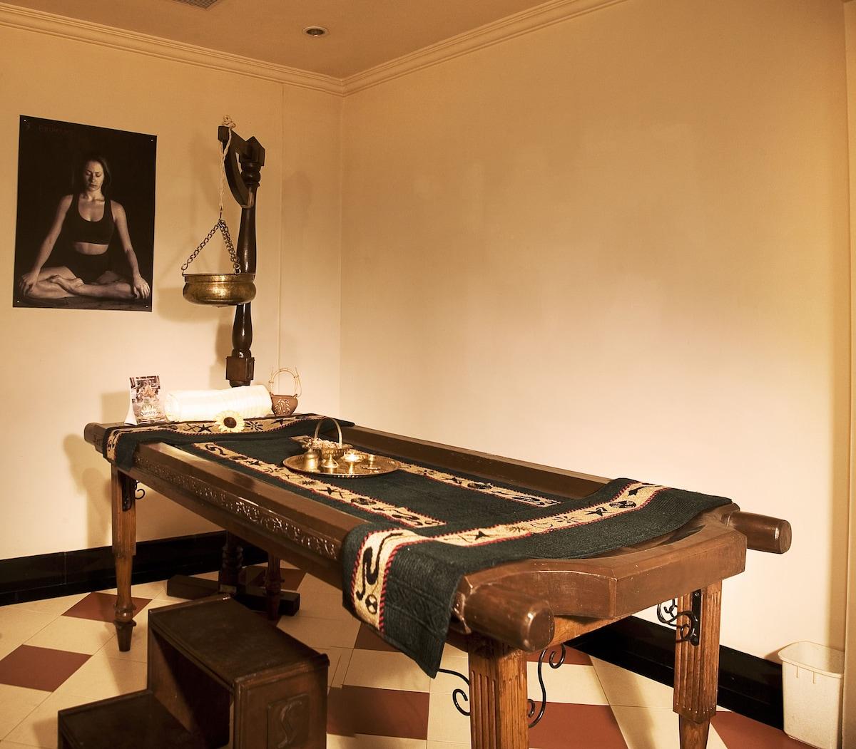 Hotel Ira By Orchid T-2 International Airport 4*