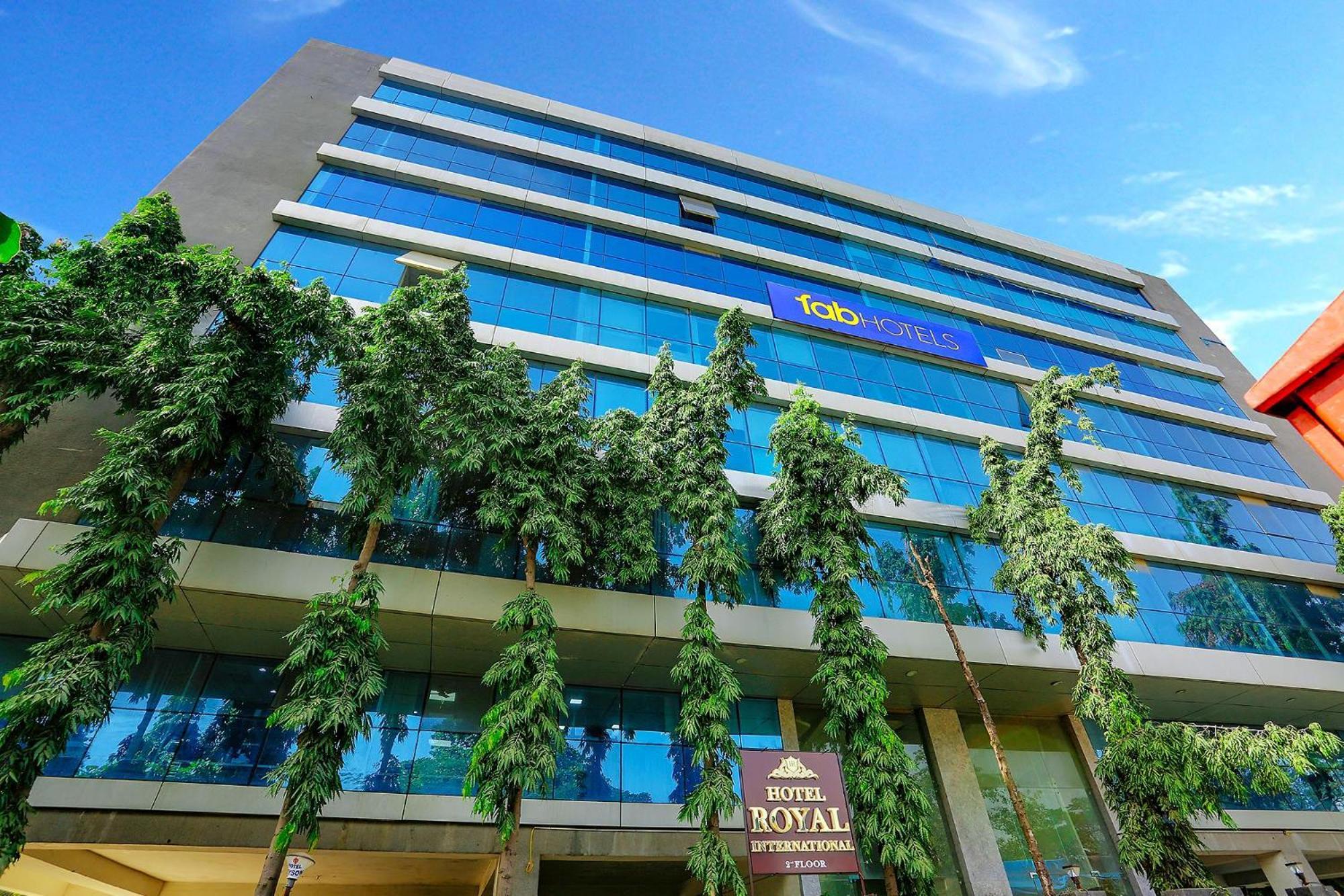 Fabhotel Royal International - Nr International Airport 3* Bombaim