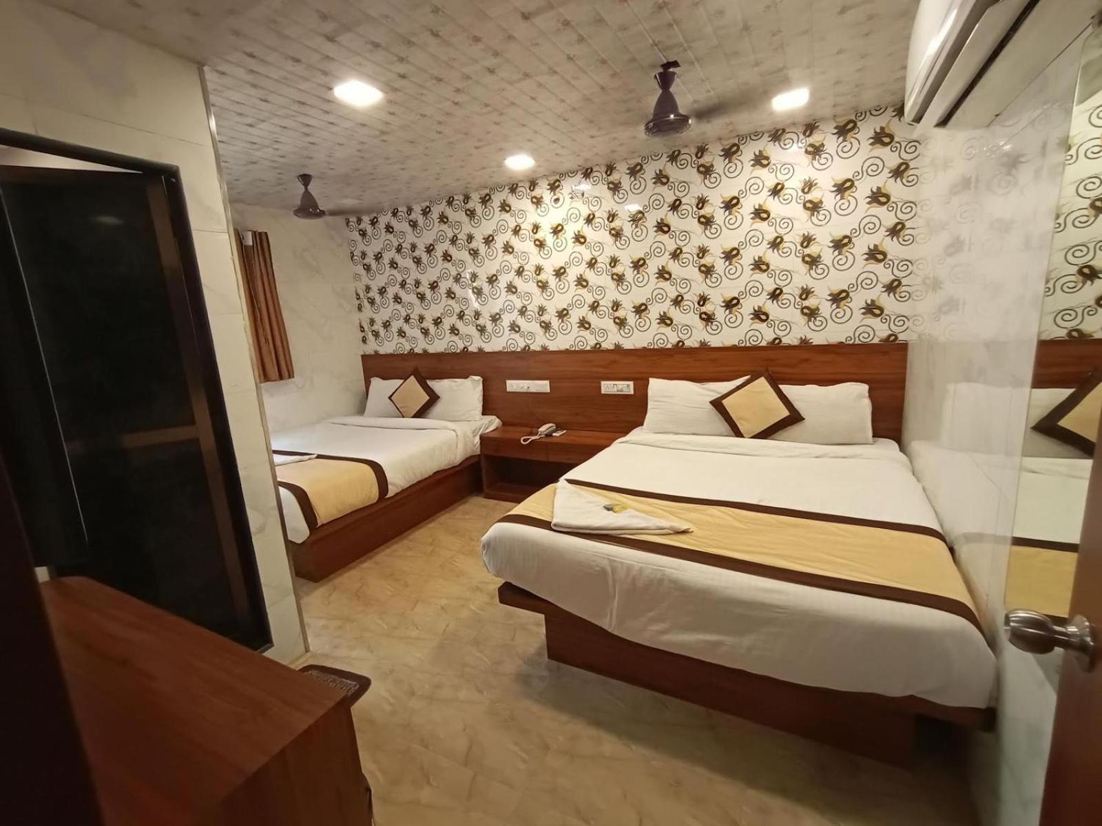 T-junction Residency Bkc 3* Mumbai