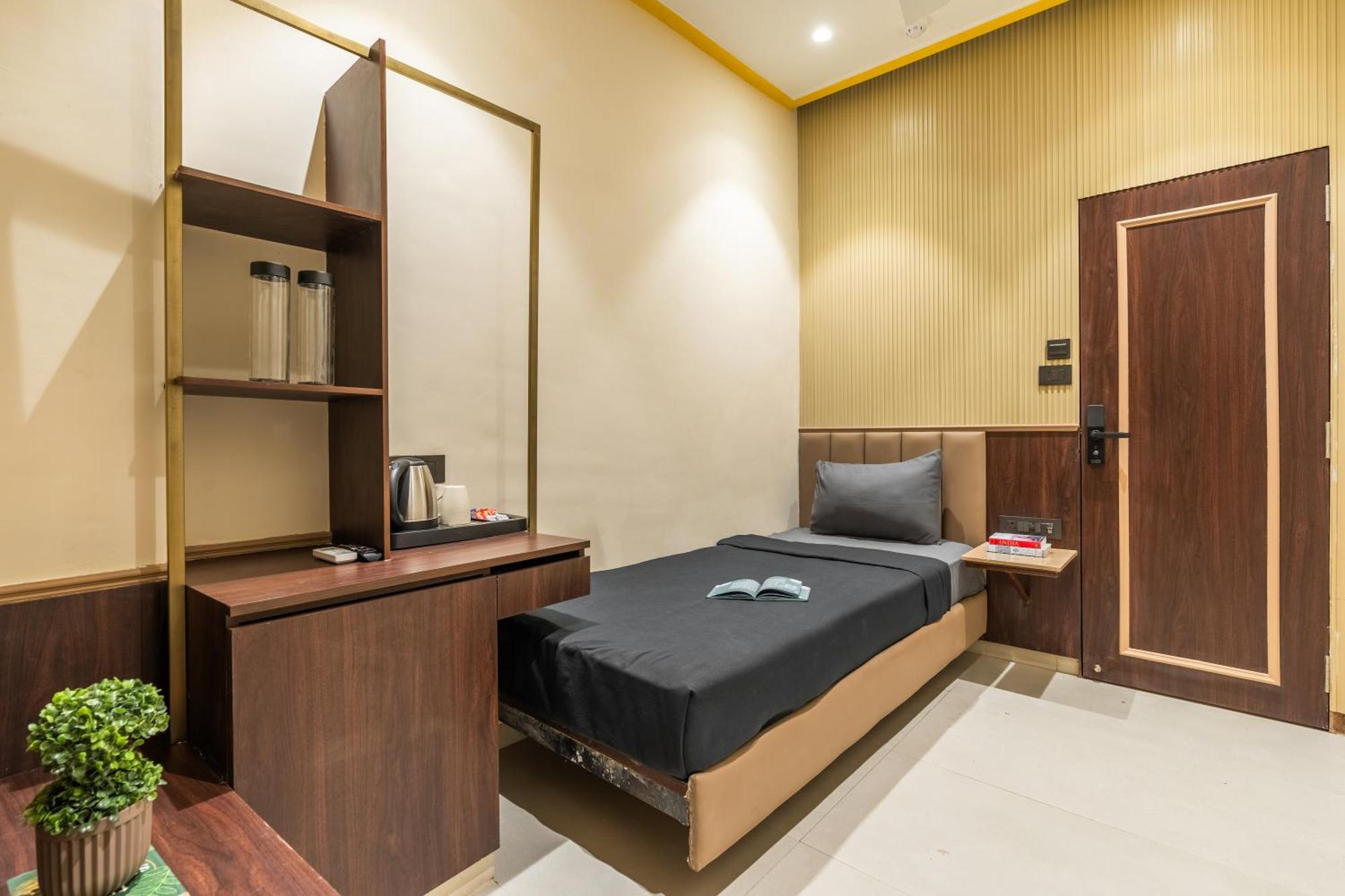 Hostel The Mumbai, International Airport