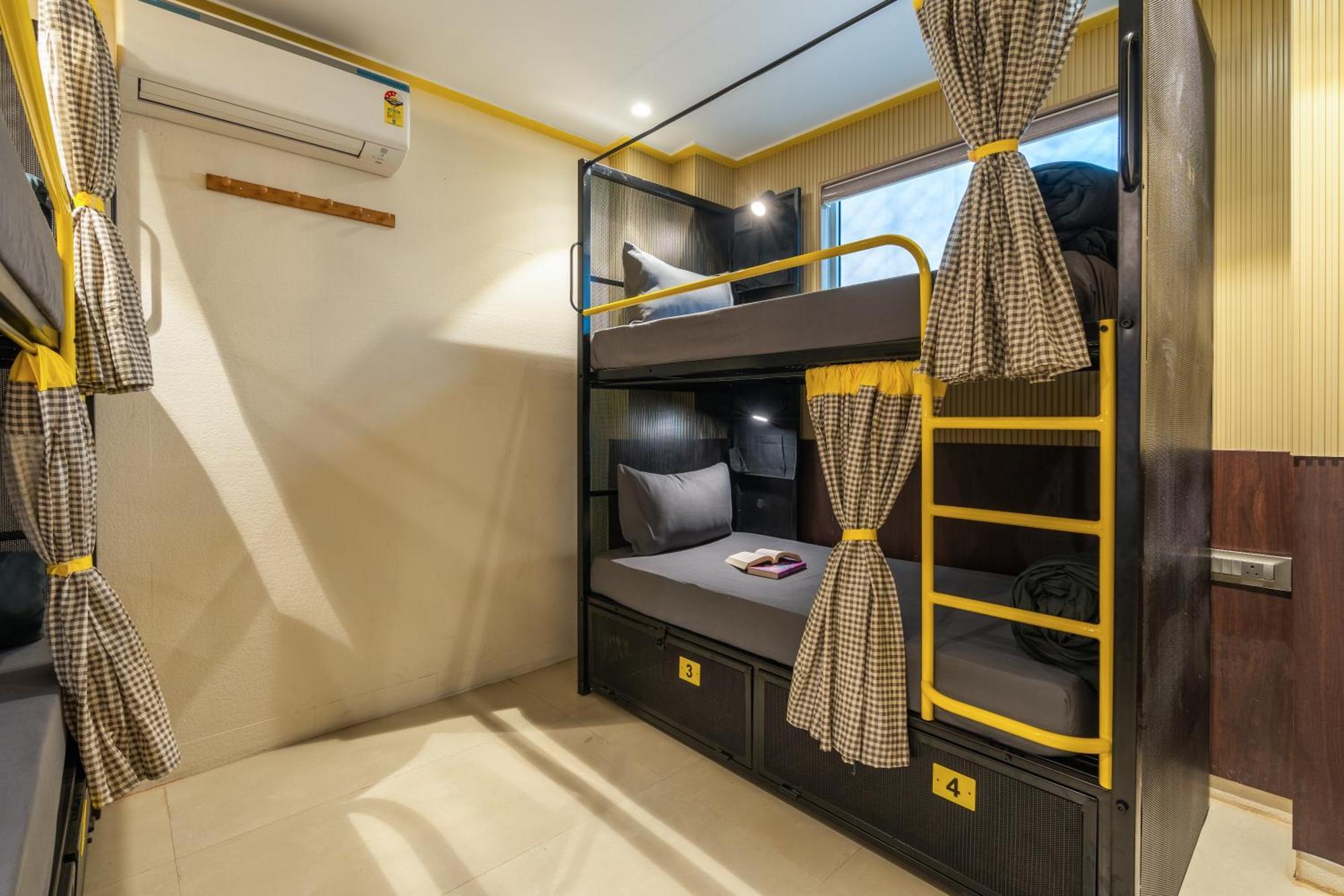 Hostel The Mumbai, International Airport