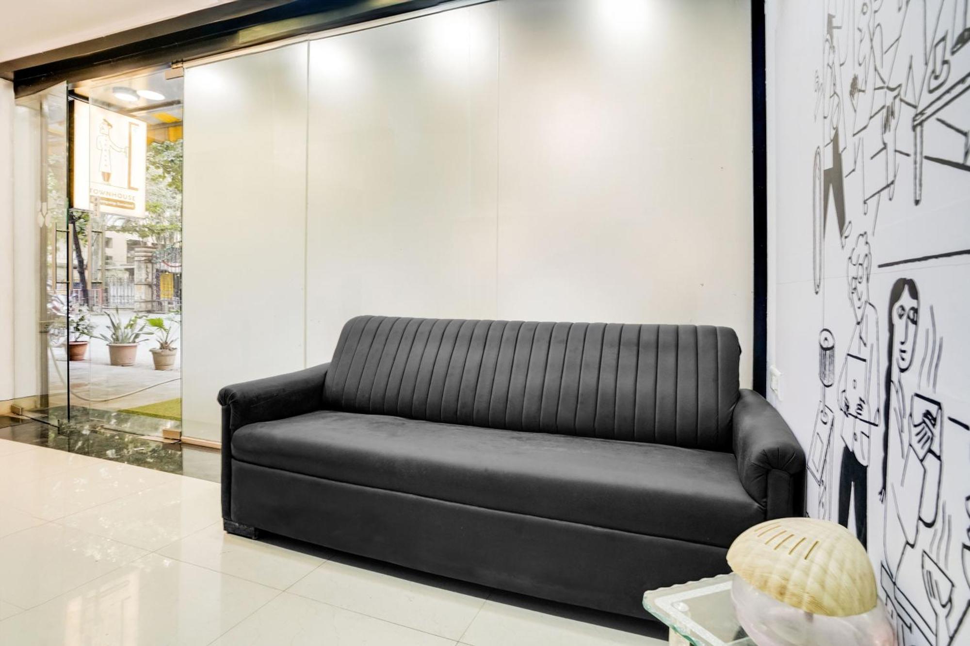 Townhouse Marol Near Airport Hotel 4*