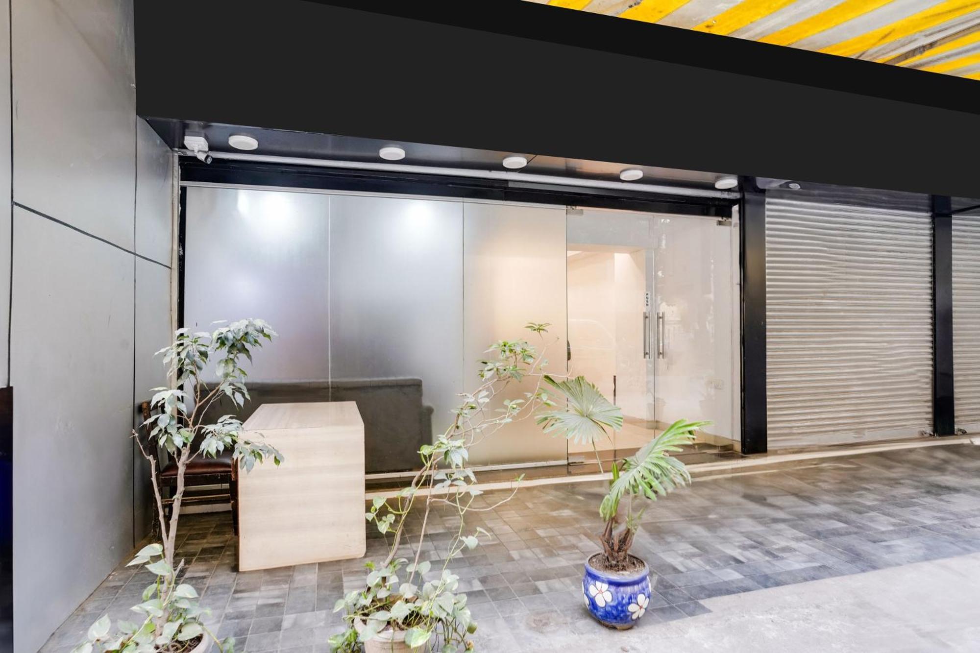 Townhouse Marol Near Airport Hotel